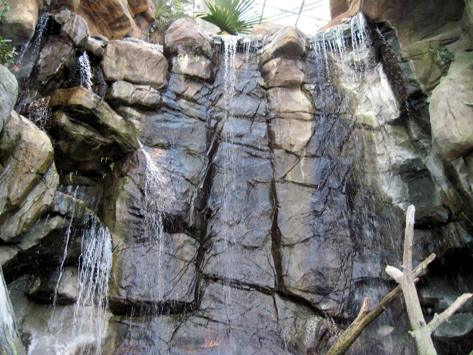 Animal Planet Australia: Wild Extremes-Waterfall