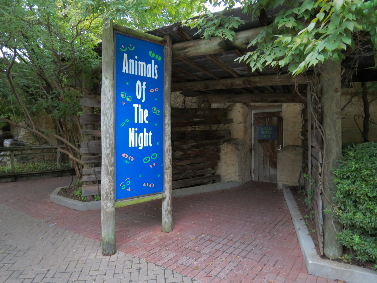 Animals of the Night - Exterior