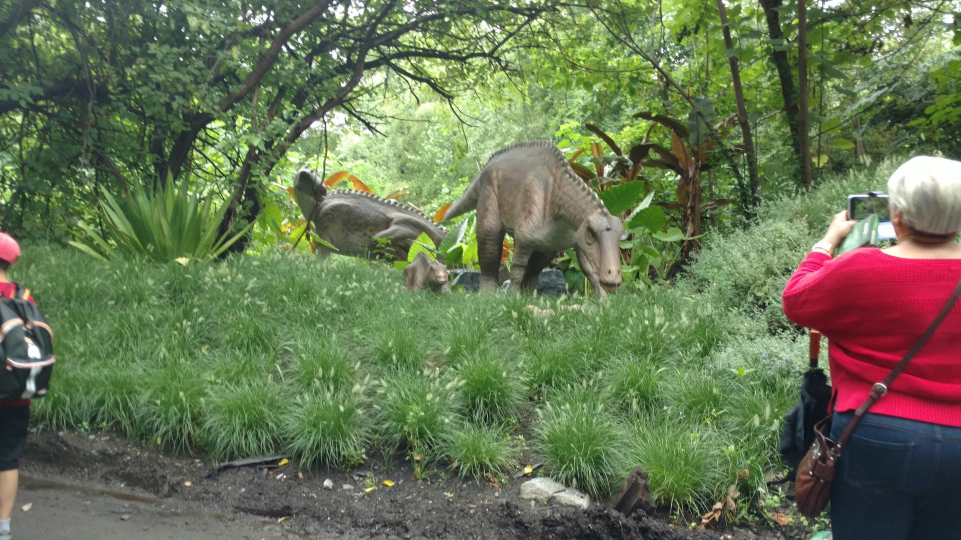 Animatronic Dinosaur, Bronx Zoo, July 2019