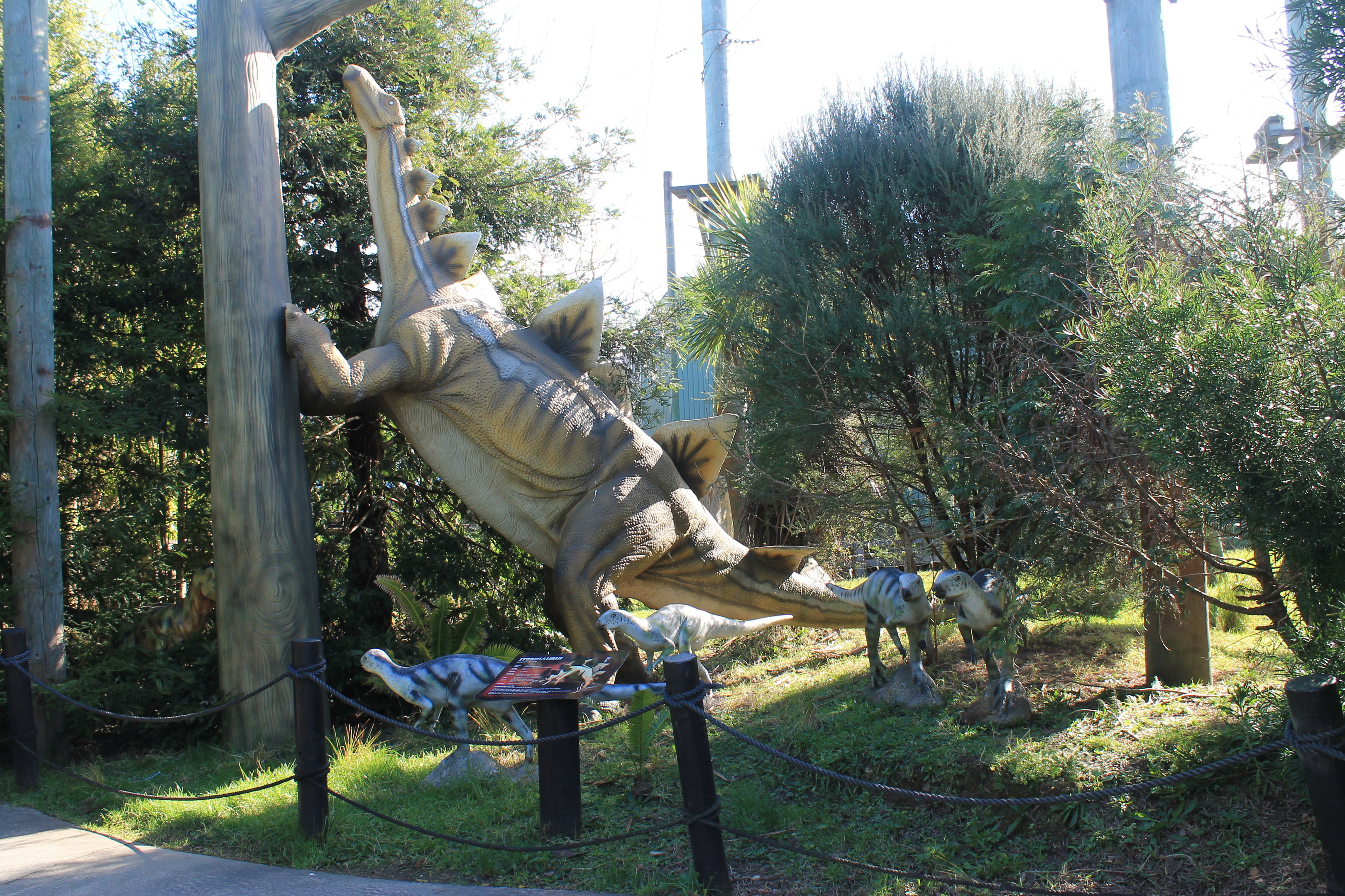 animatronic dinosaurs