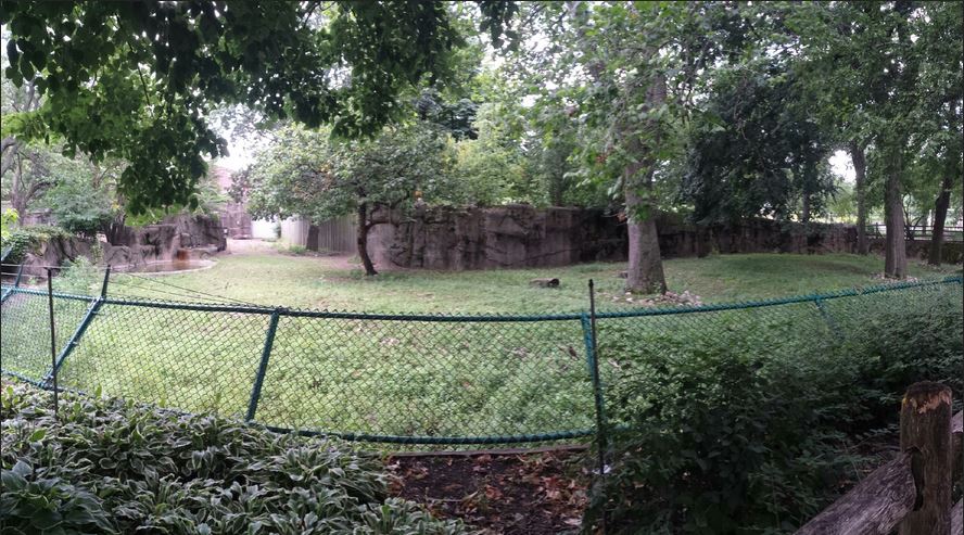 Antelope + Zebra Area - Defassa Waterbuck Exhibit