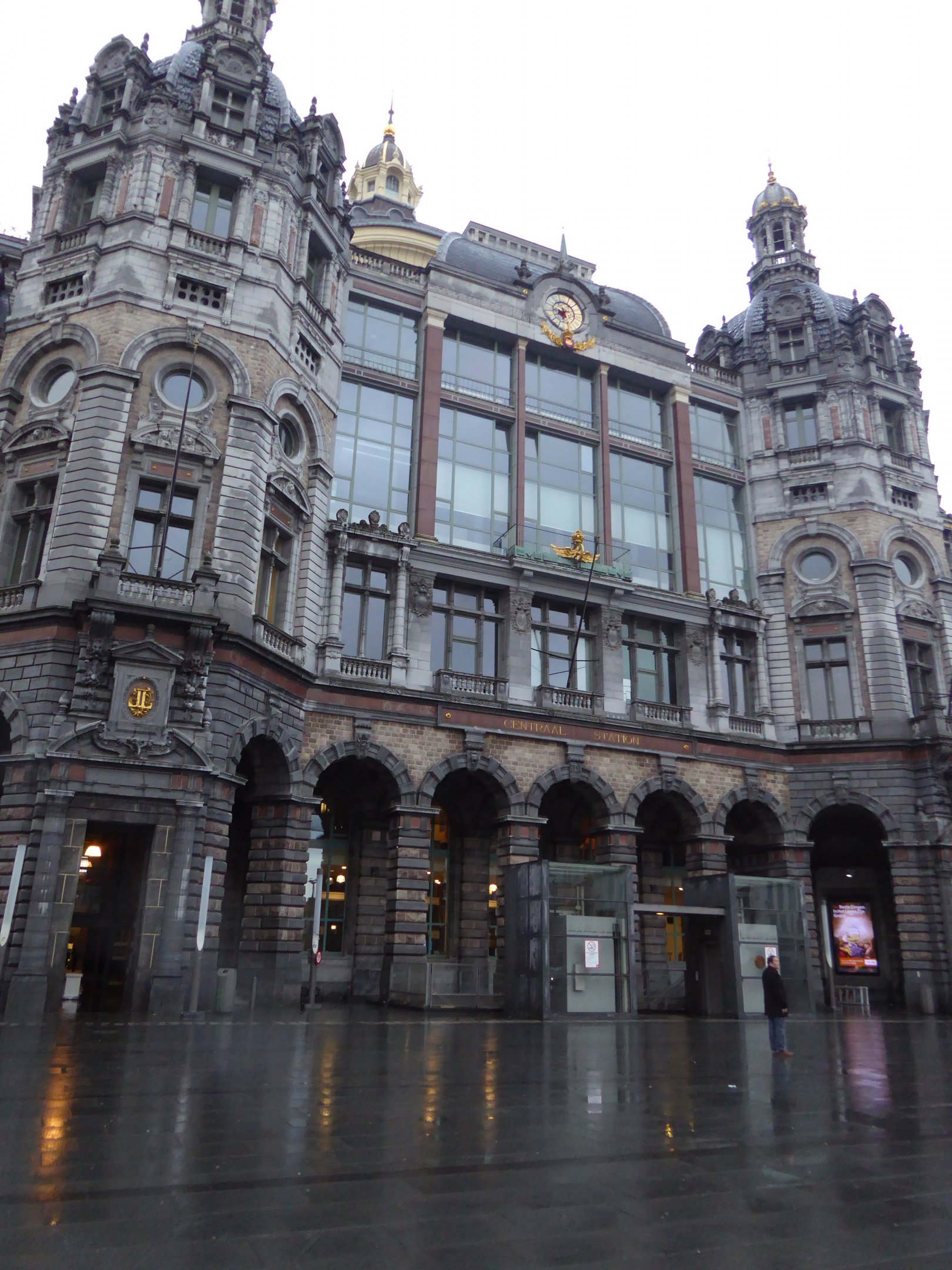 Antwerpen-Centraal