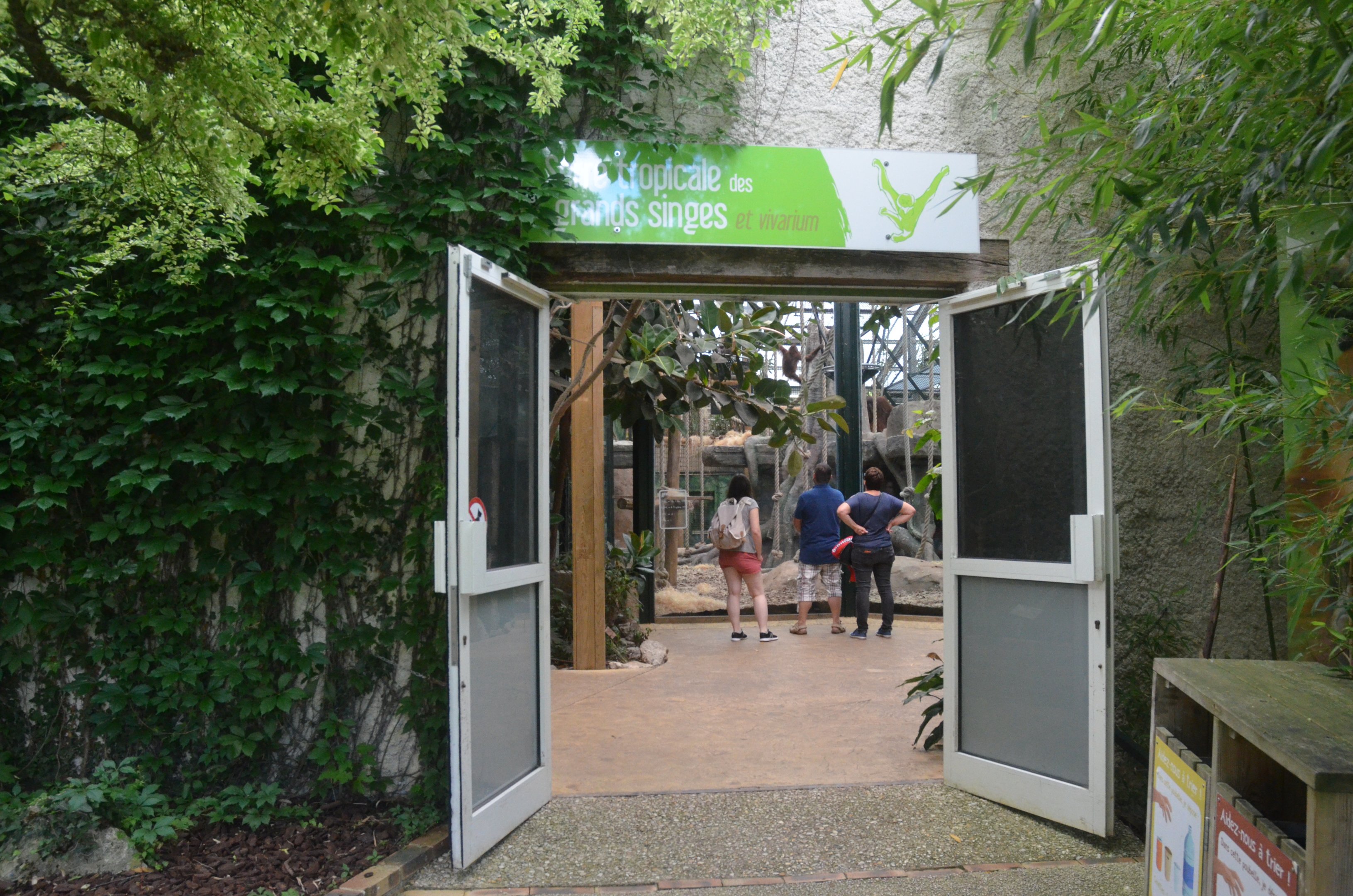 Ape House and Vivarium Entrance at Beauval, 12/06/18