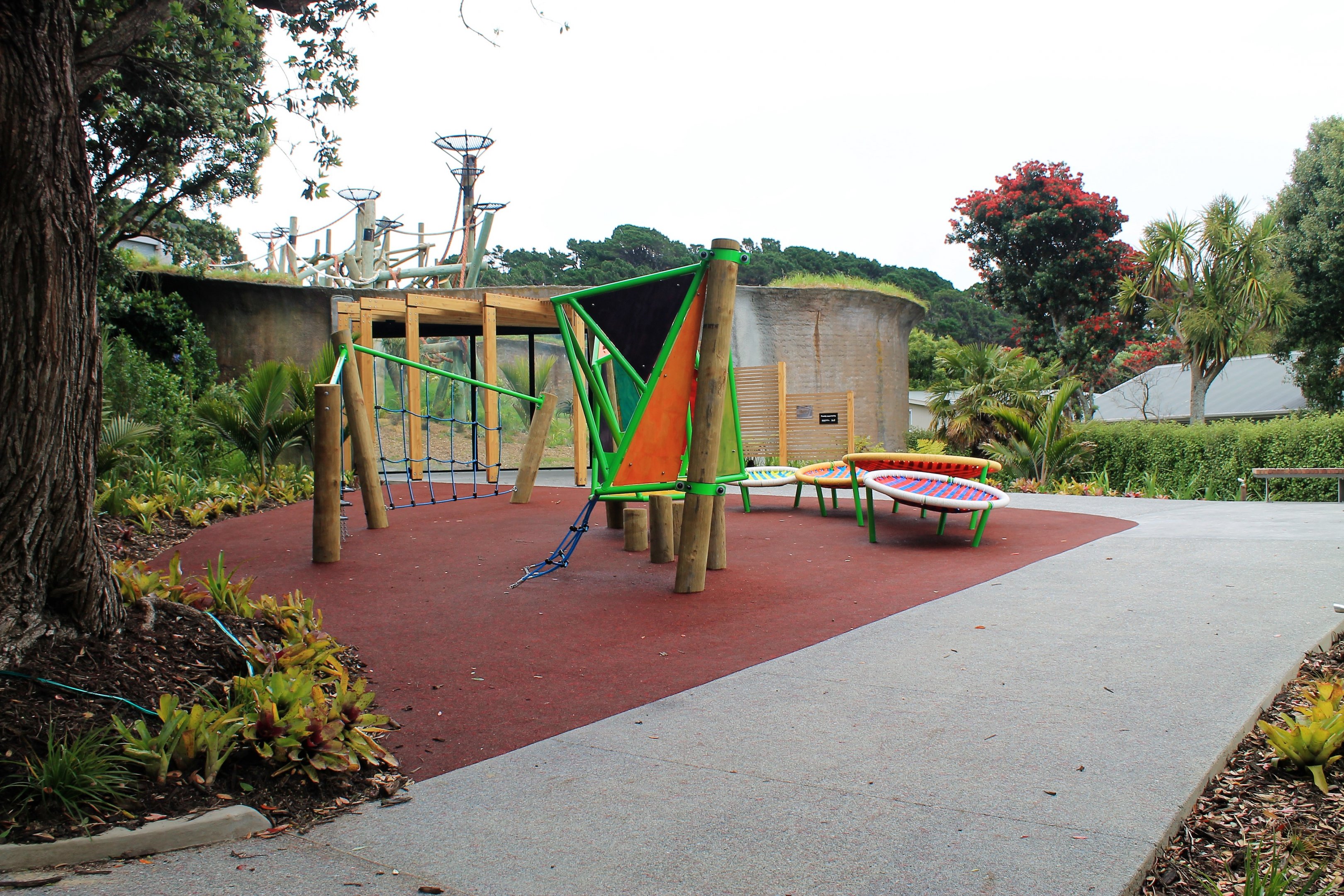 Approach to the new viewing area for Chimpanzees