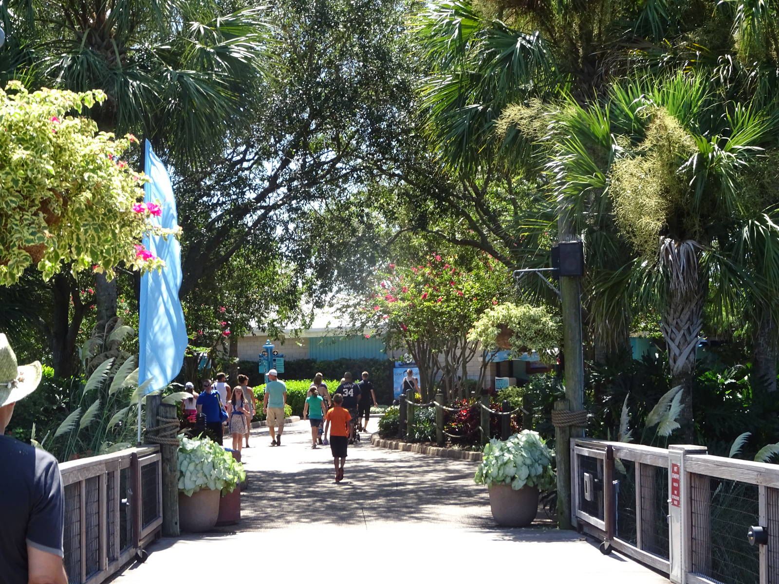 Approaching the Shamu Stadium at SeaWorld Orlando