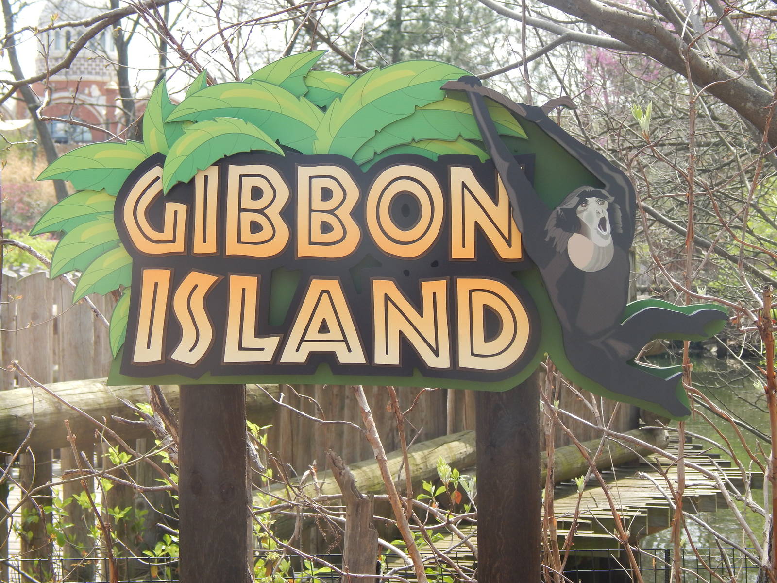 Apr. 2014 - New Gibbon Islands Entrance Sign