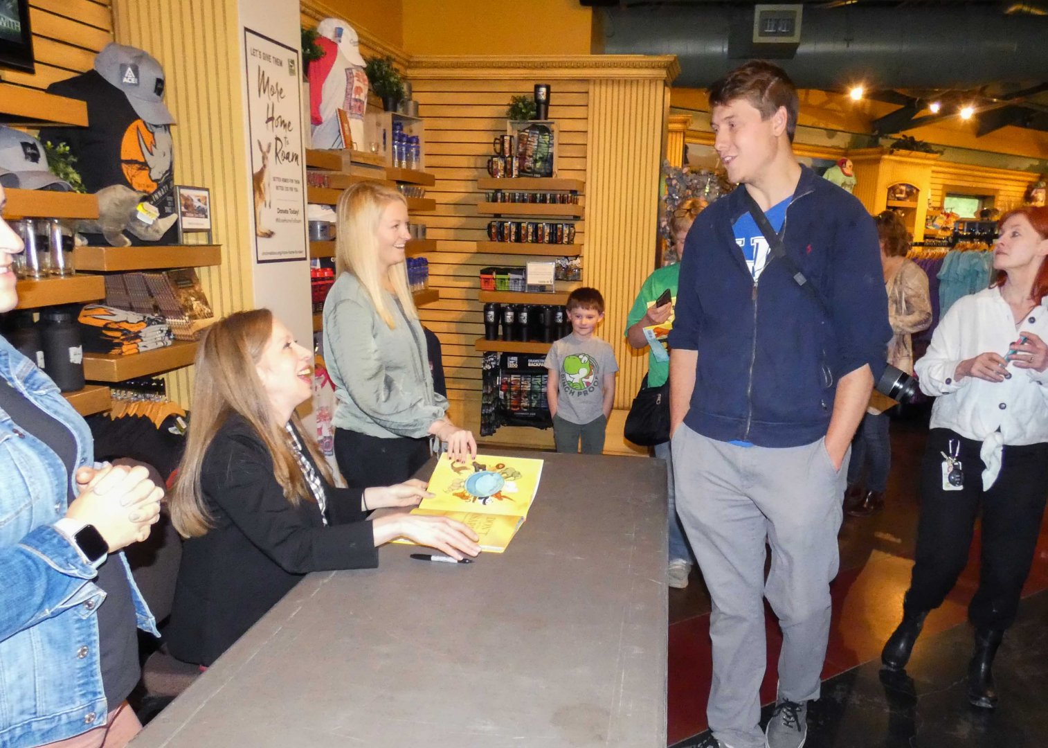 Apr. 2019 - Chelsea Clinton Book Signing for 'Don't Let Them Disappear'