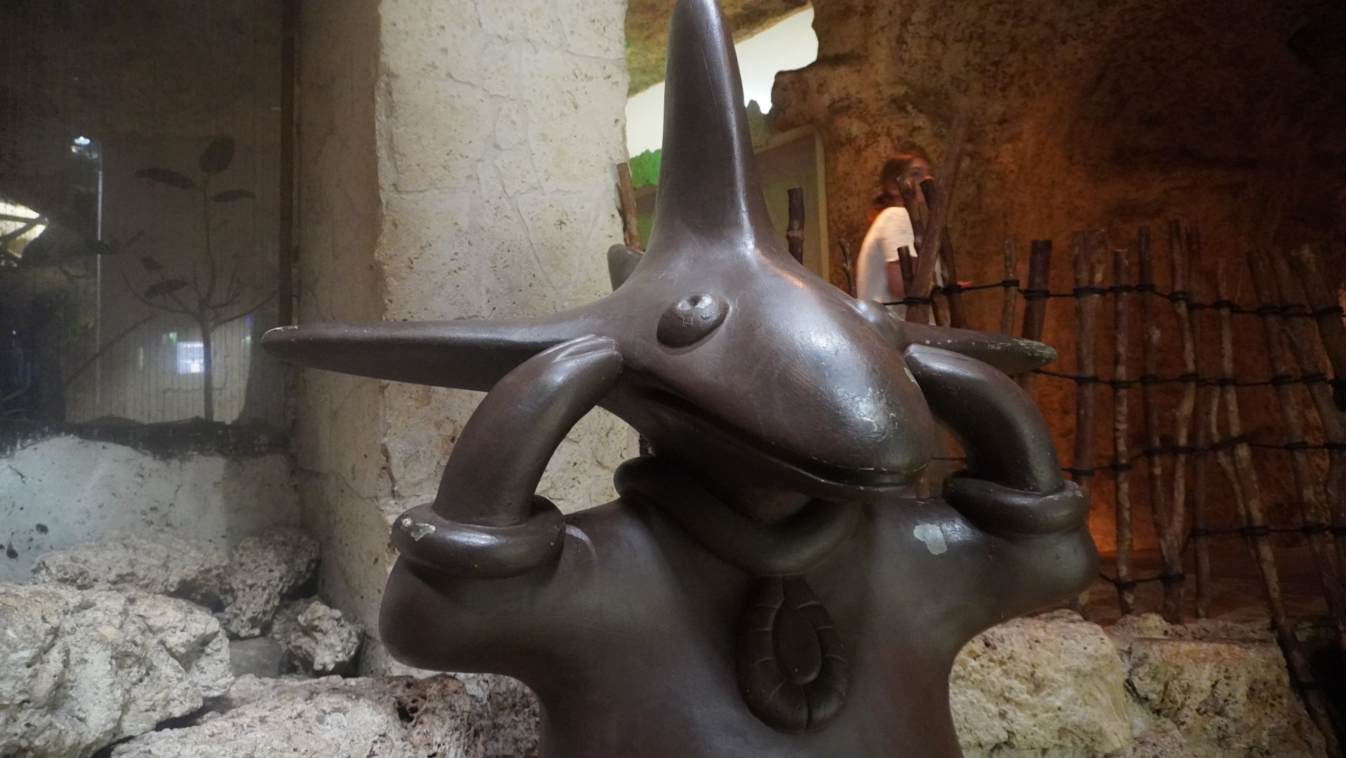 Apr. 2025 - Mundo Maya - Axolotl Statue