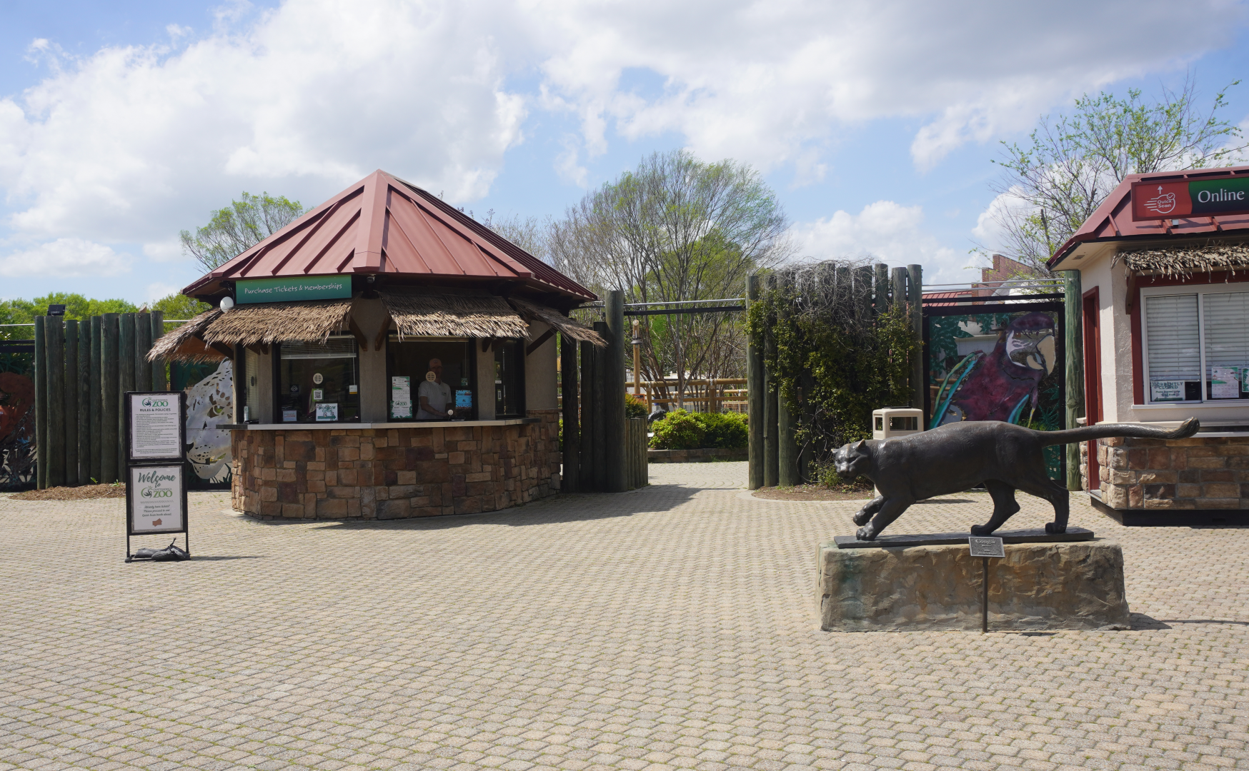 Apr. 2025 - Zoo Entrance