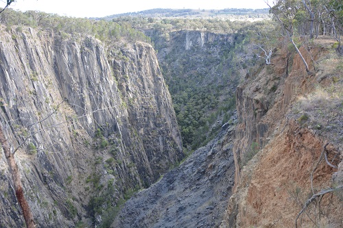 Apsley gorge.  NSW