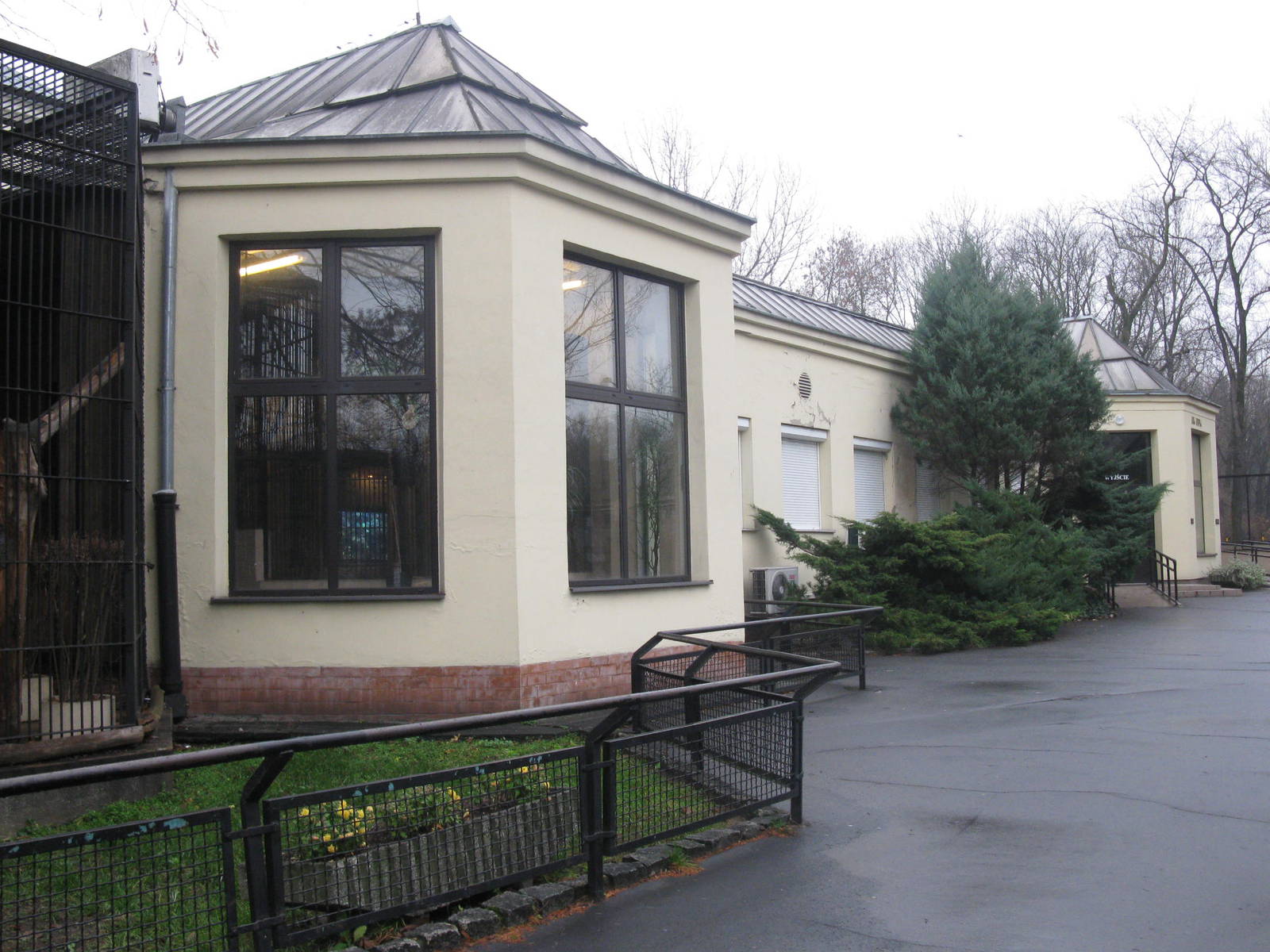 Aquarium and gibbon's winter house