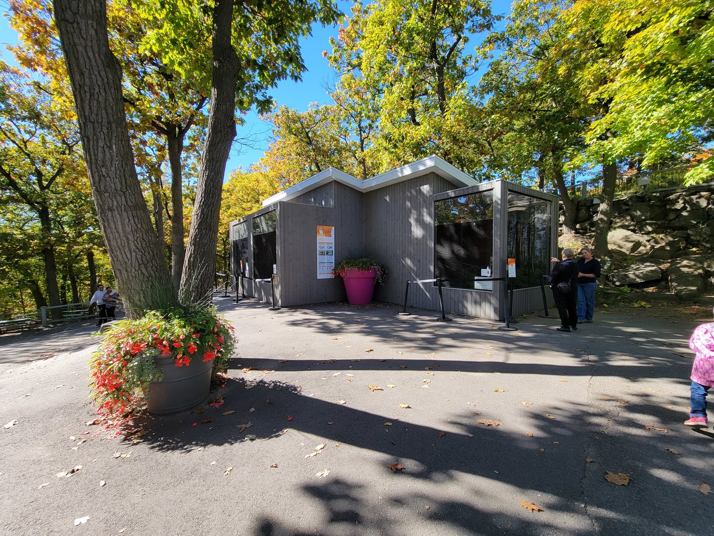Aquarium du Quebec - Owl pavilion