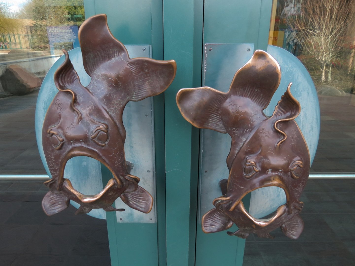 Aquarium Entrance Doors