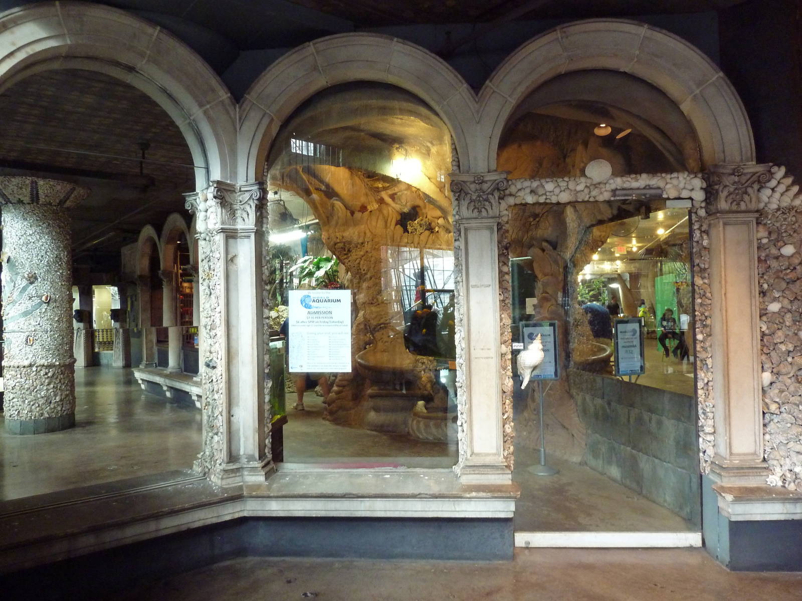 Aquarium Entrance - Reflective Mirrors