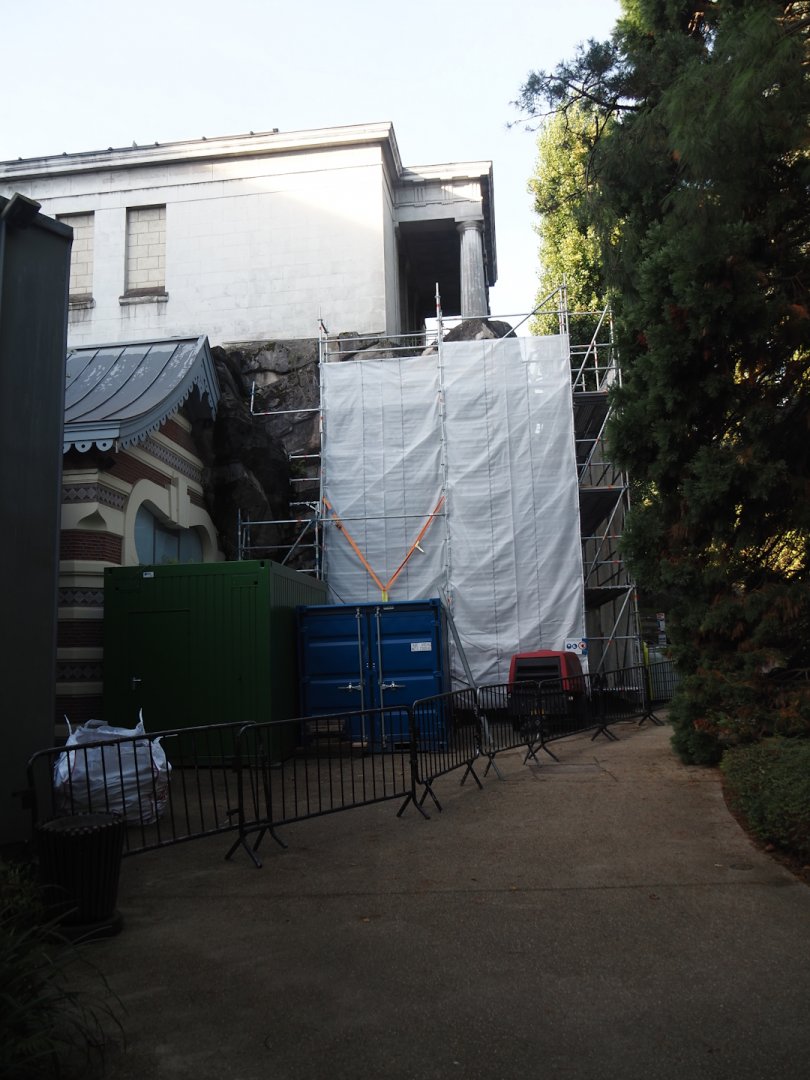 Aquarium entrance rock work renovations, 2024-09-29
