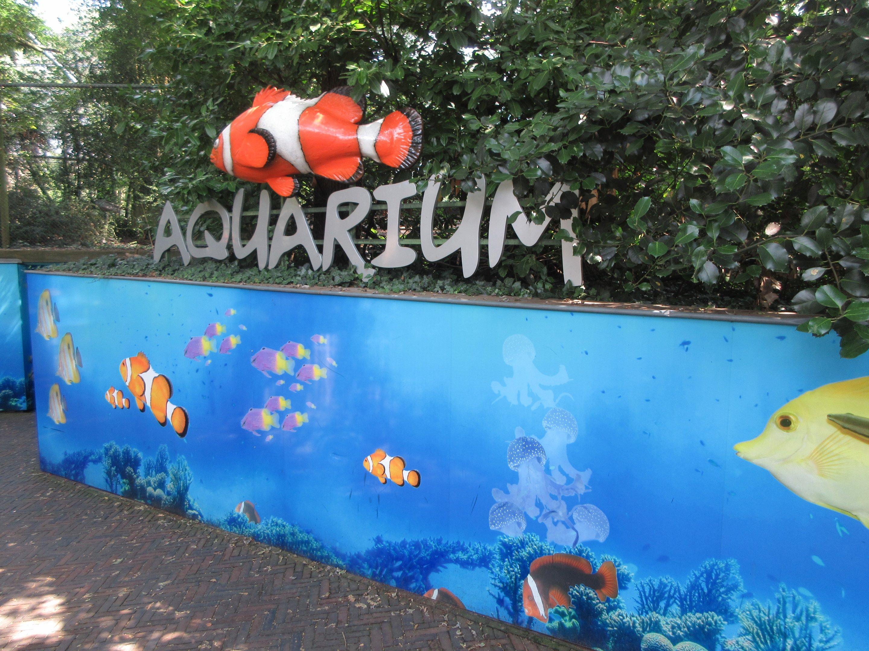 Aquarium Entrance Sign