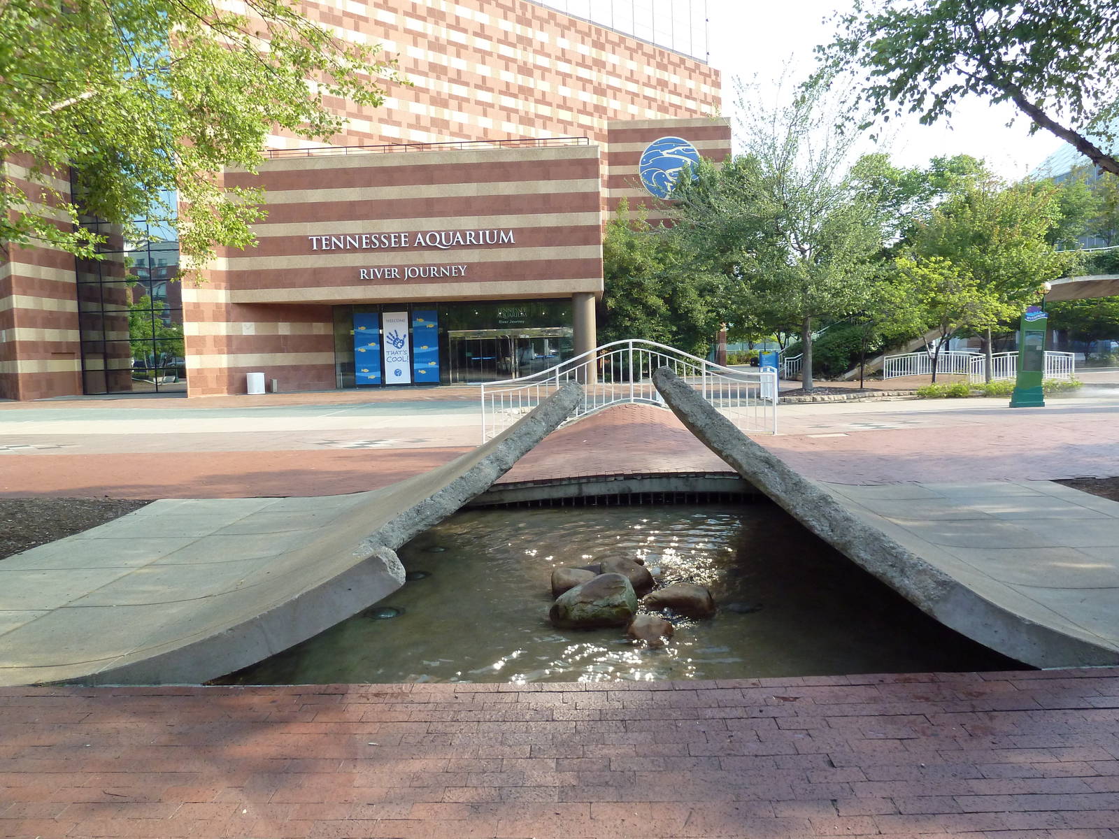 Aquarium Exterior - Artistic Pavement