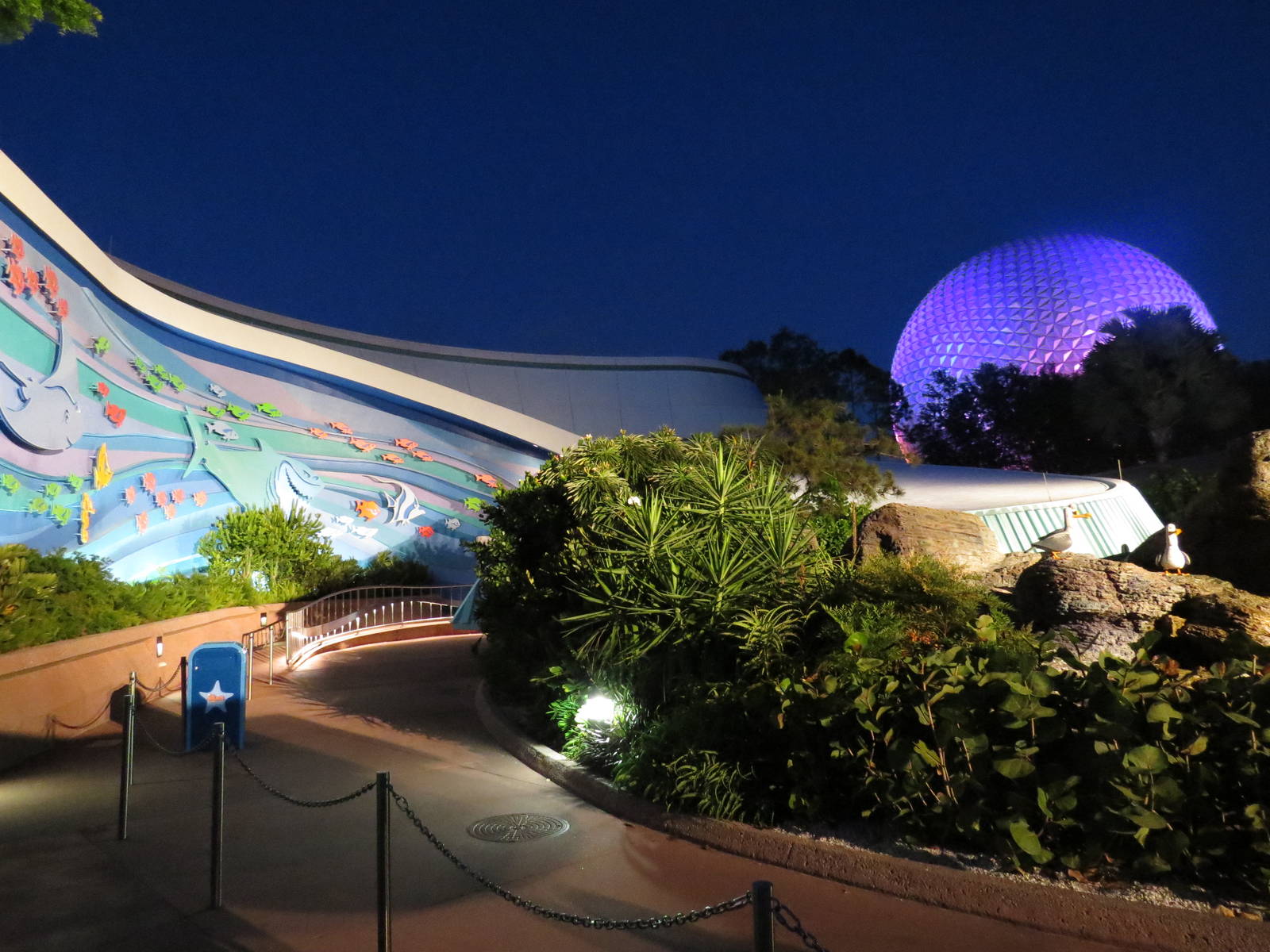 Aquarium exterior, March 2015
