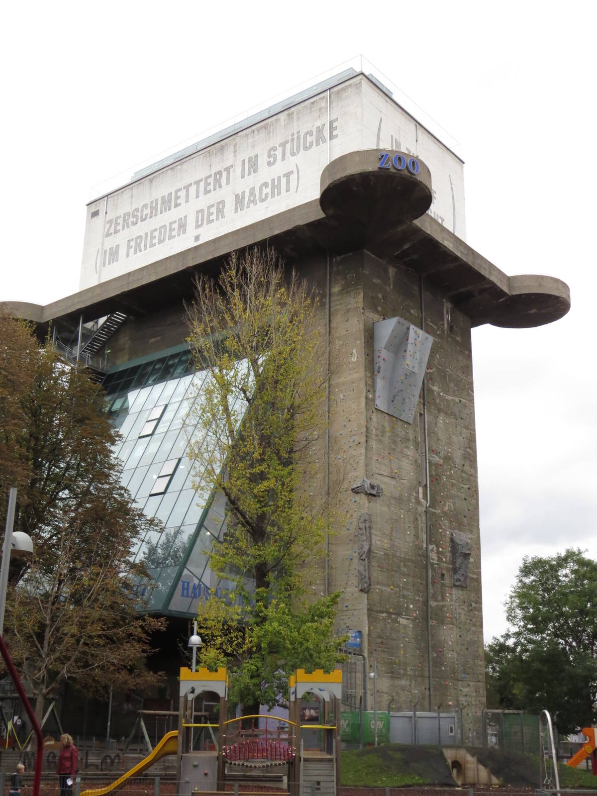 Aquarium exterior, October 2014.