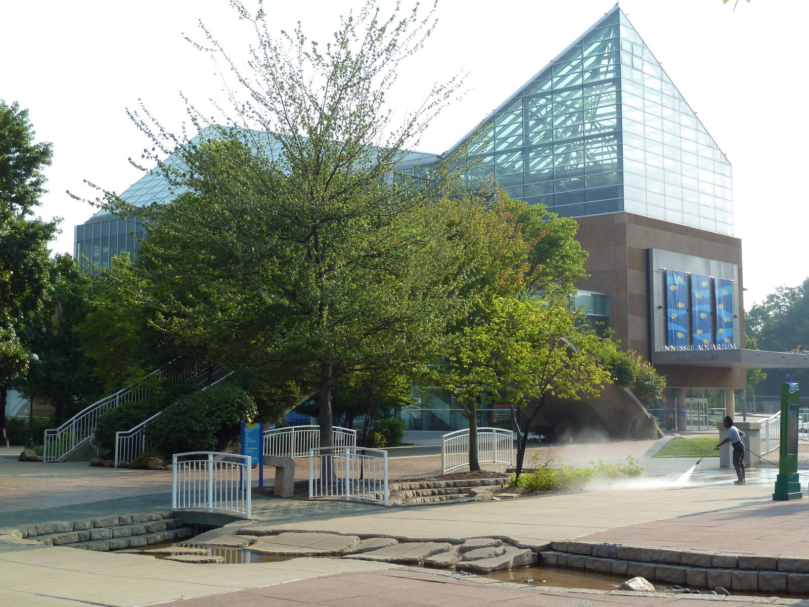 Aquarium Exterior