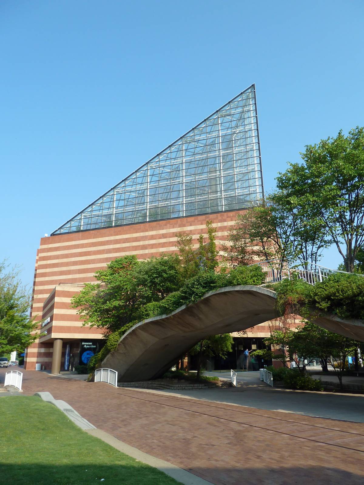 Aquarium Exterior