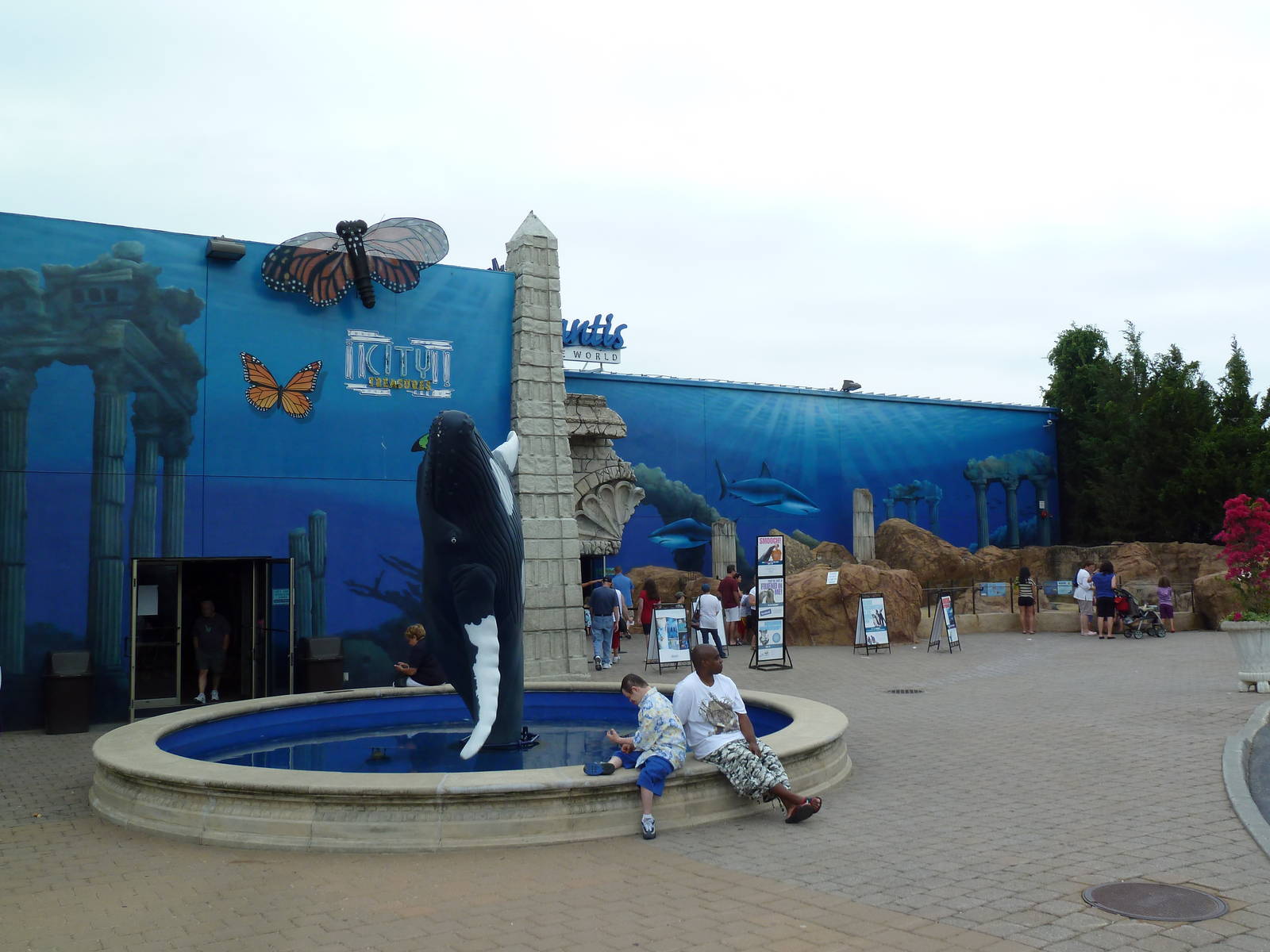 Aquarium Exterior