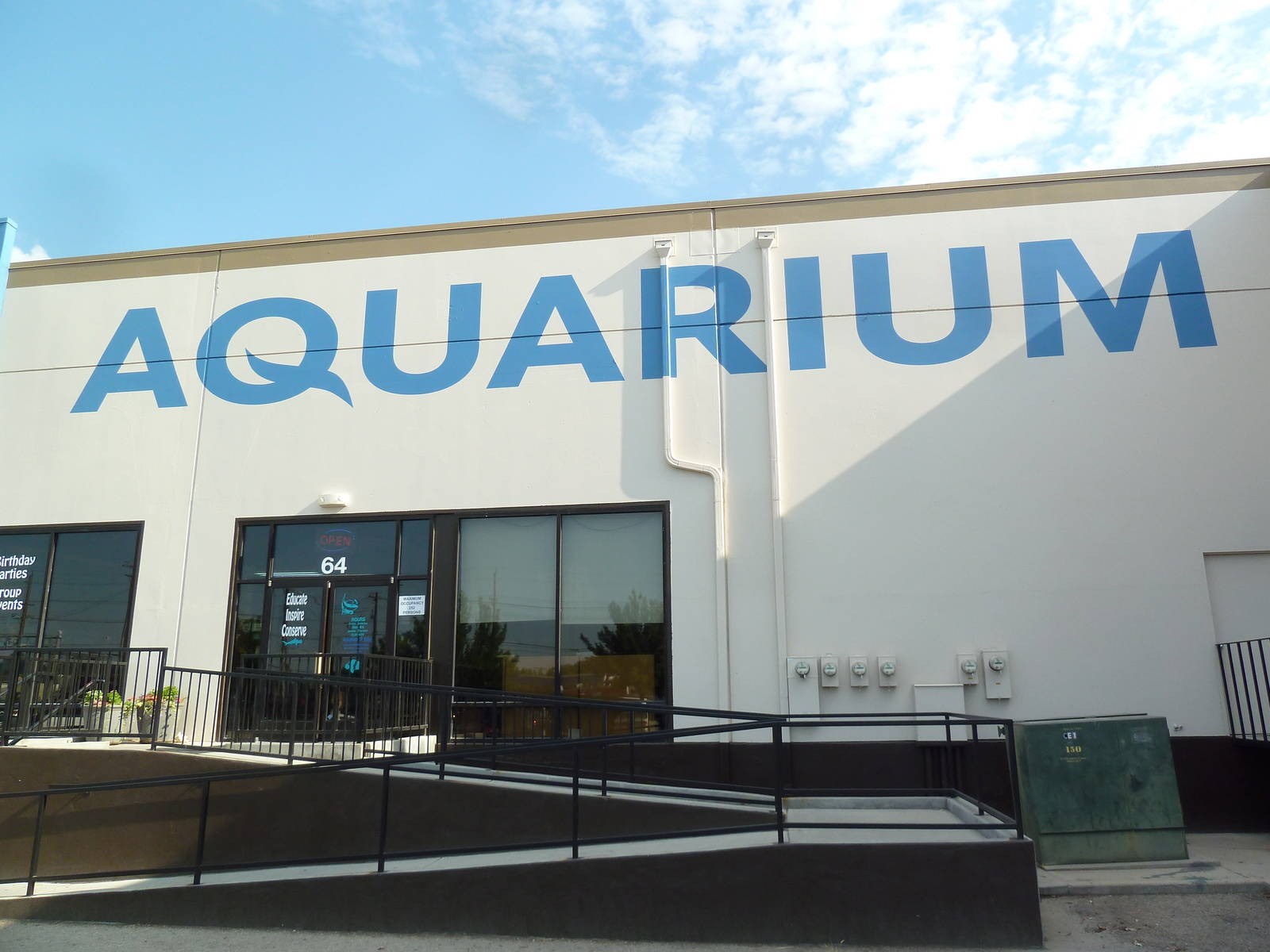 Aquarium Exterior