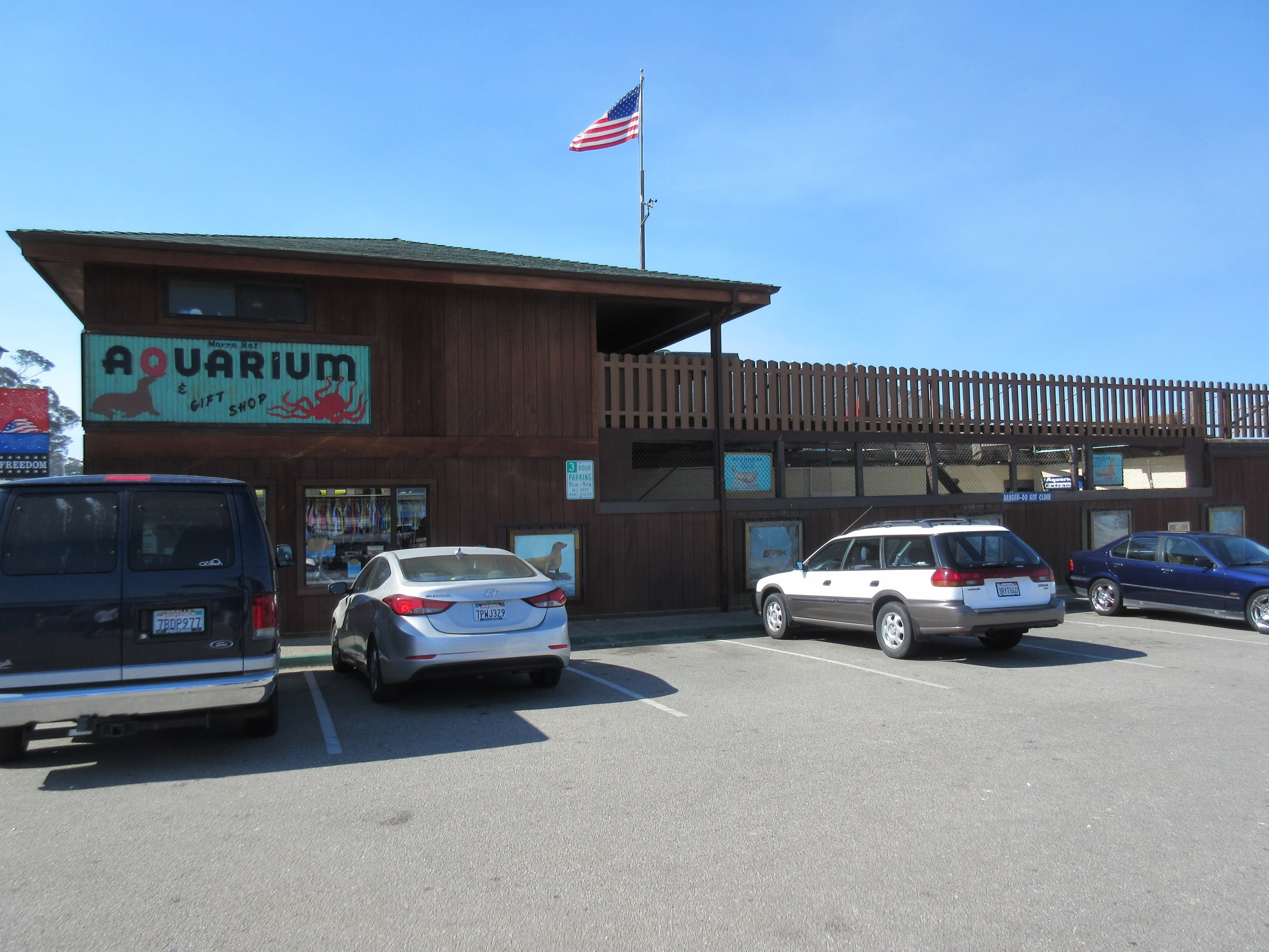Aquarium Exterior