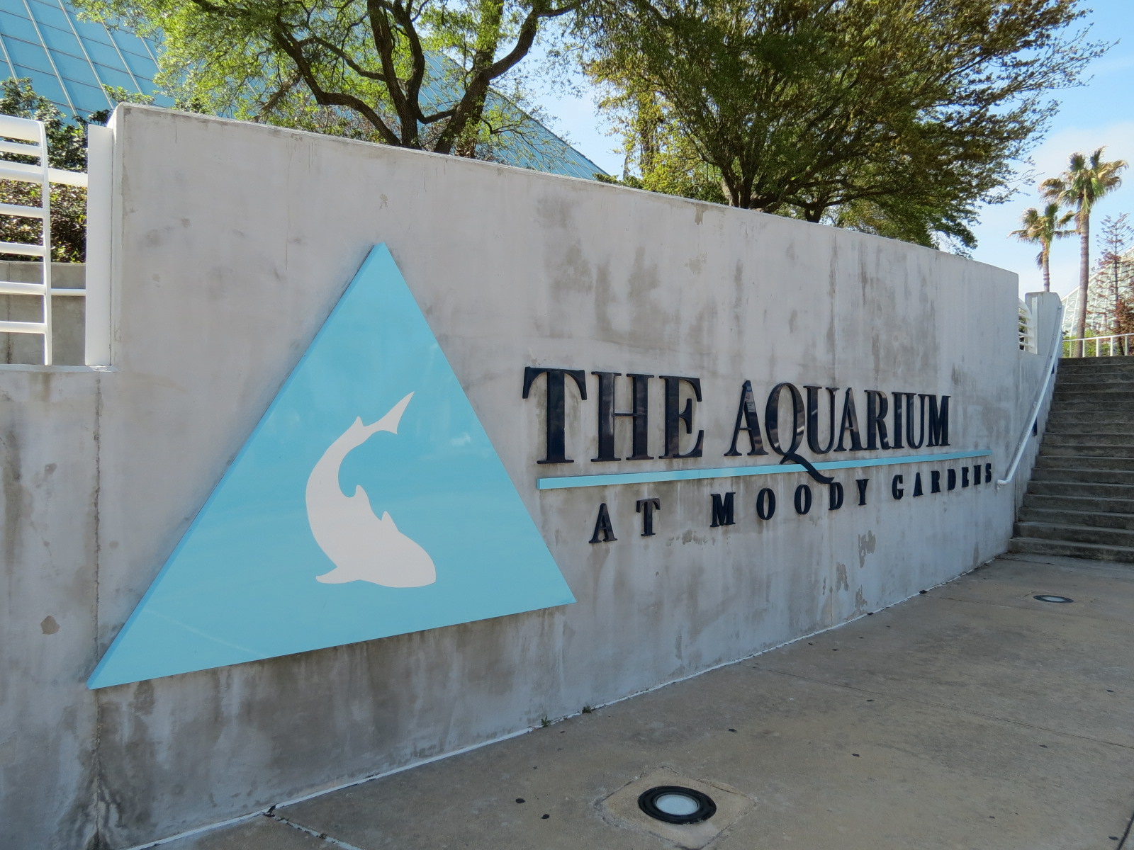 Aquarium - Exterior