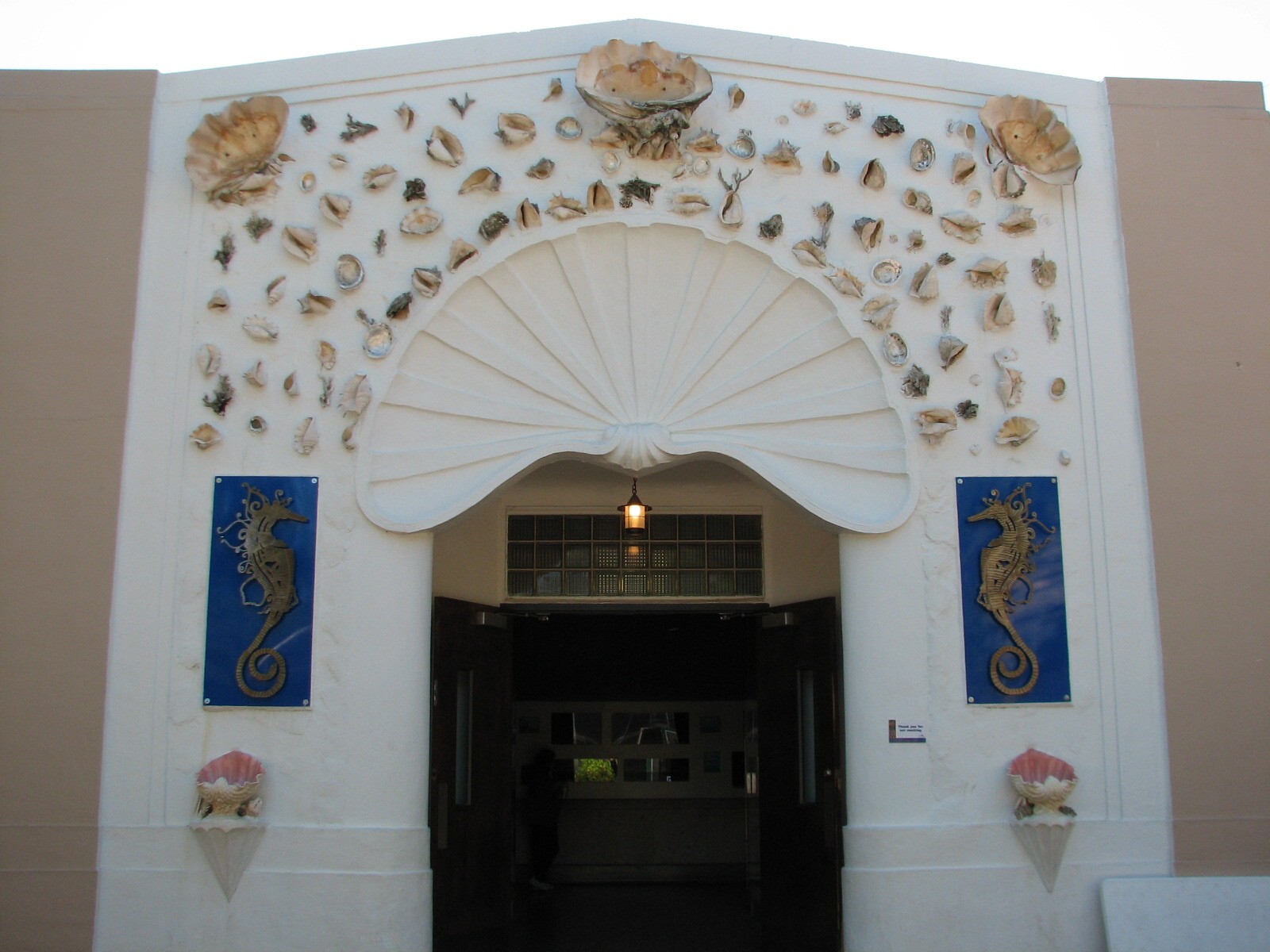 Aquarium - Exterior