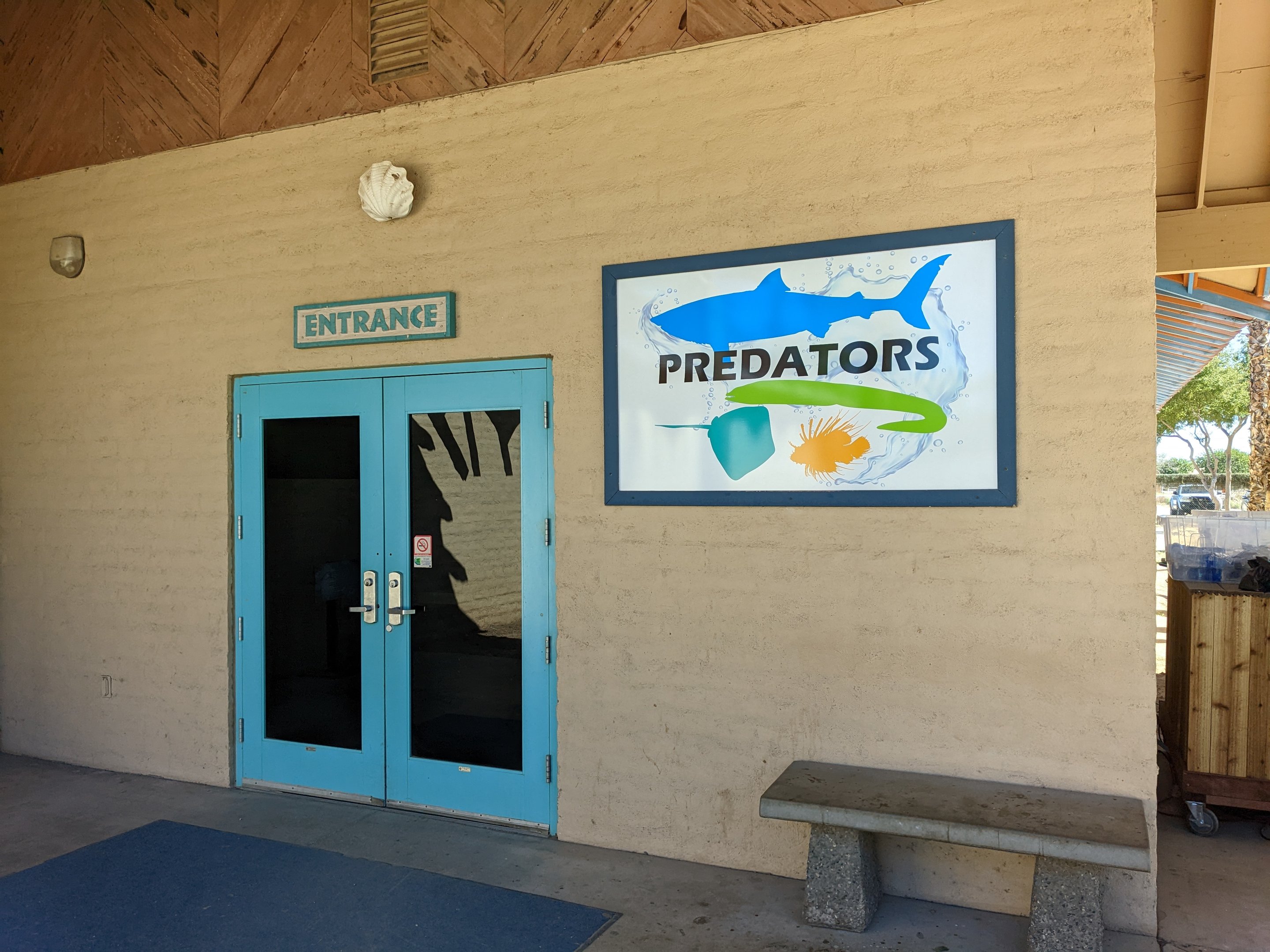 Aquarium - Predators building entrance