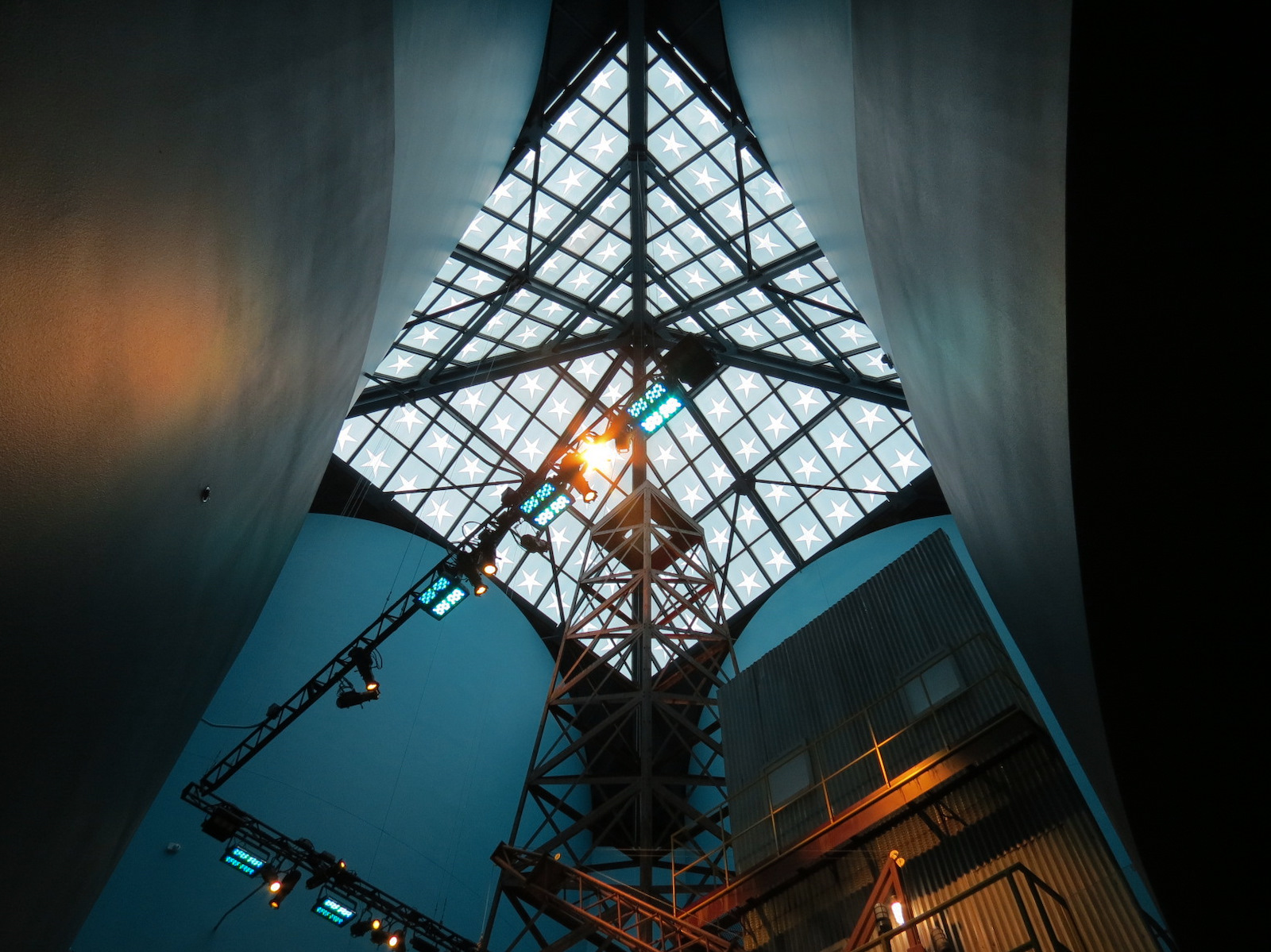 Aquarium - Pyramid Central Atrium