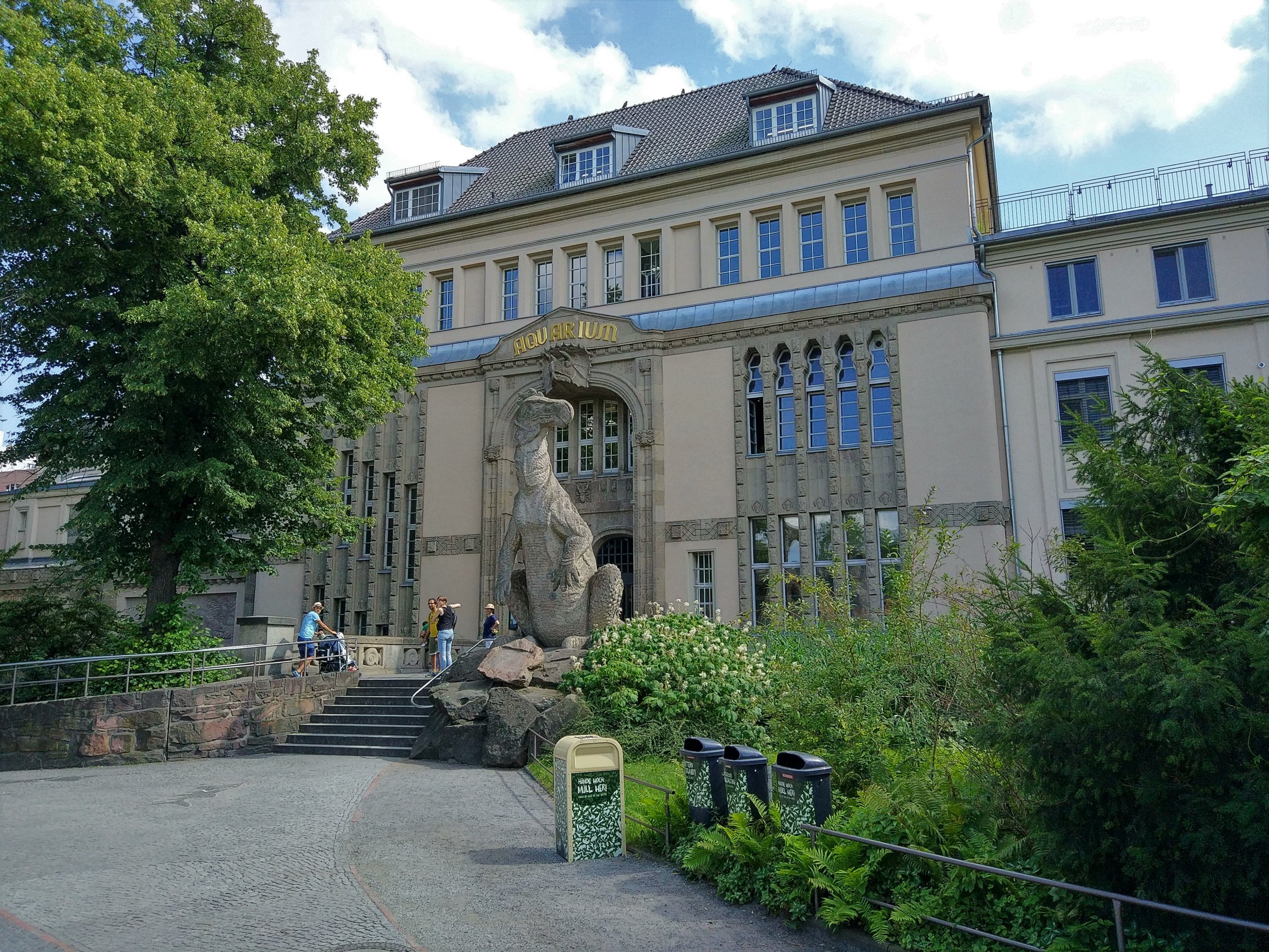 Aquarium - Zooside Entrance