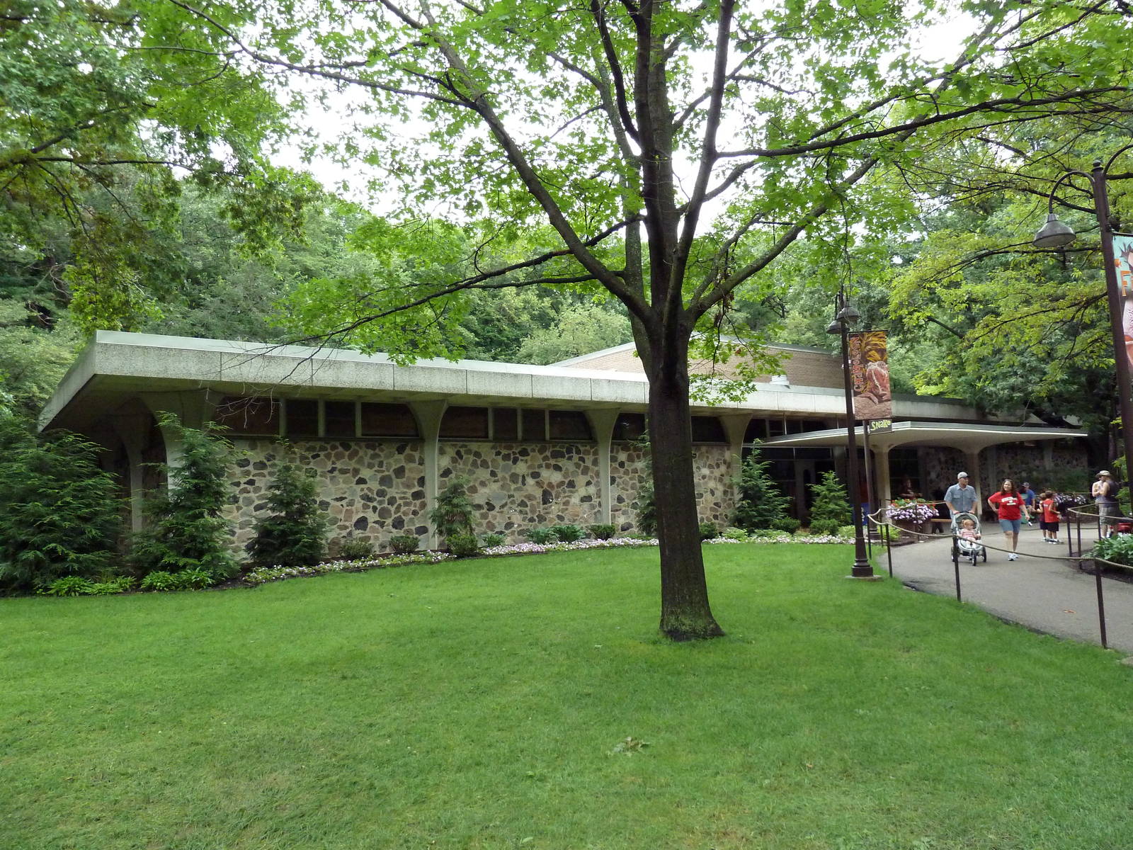 Aquatic + Reptile Center