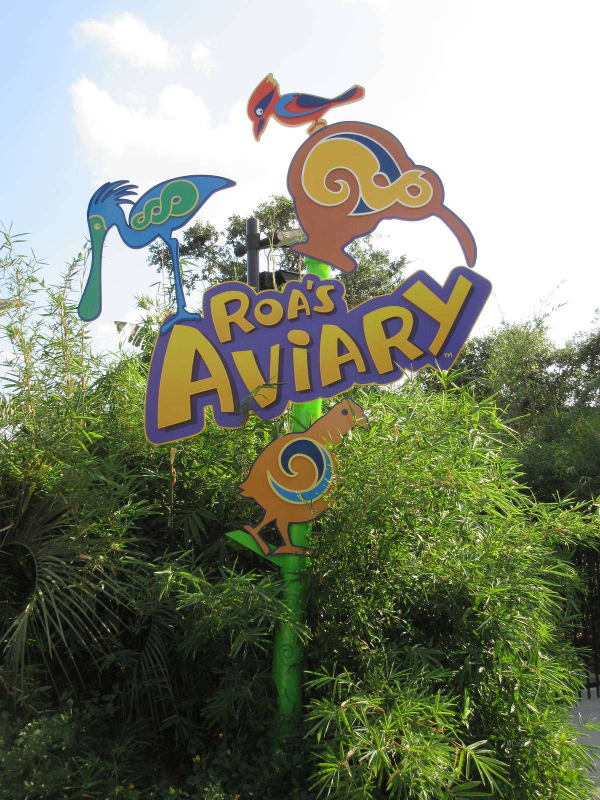 Aquatica San Antonio - Roa's Aviary Sign (13,500 sq. ft. and opened in 2014