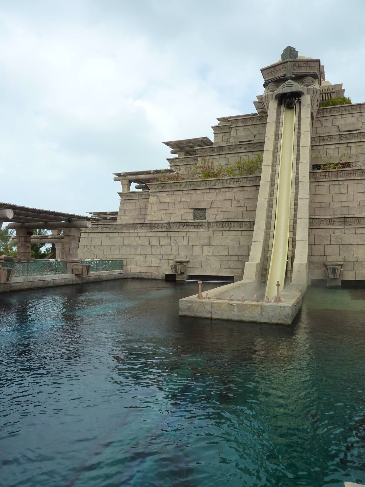 Aquaventure tank from above