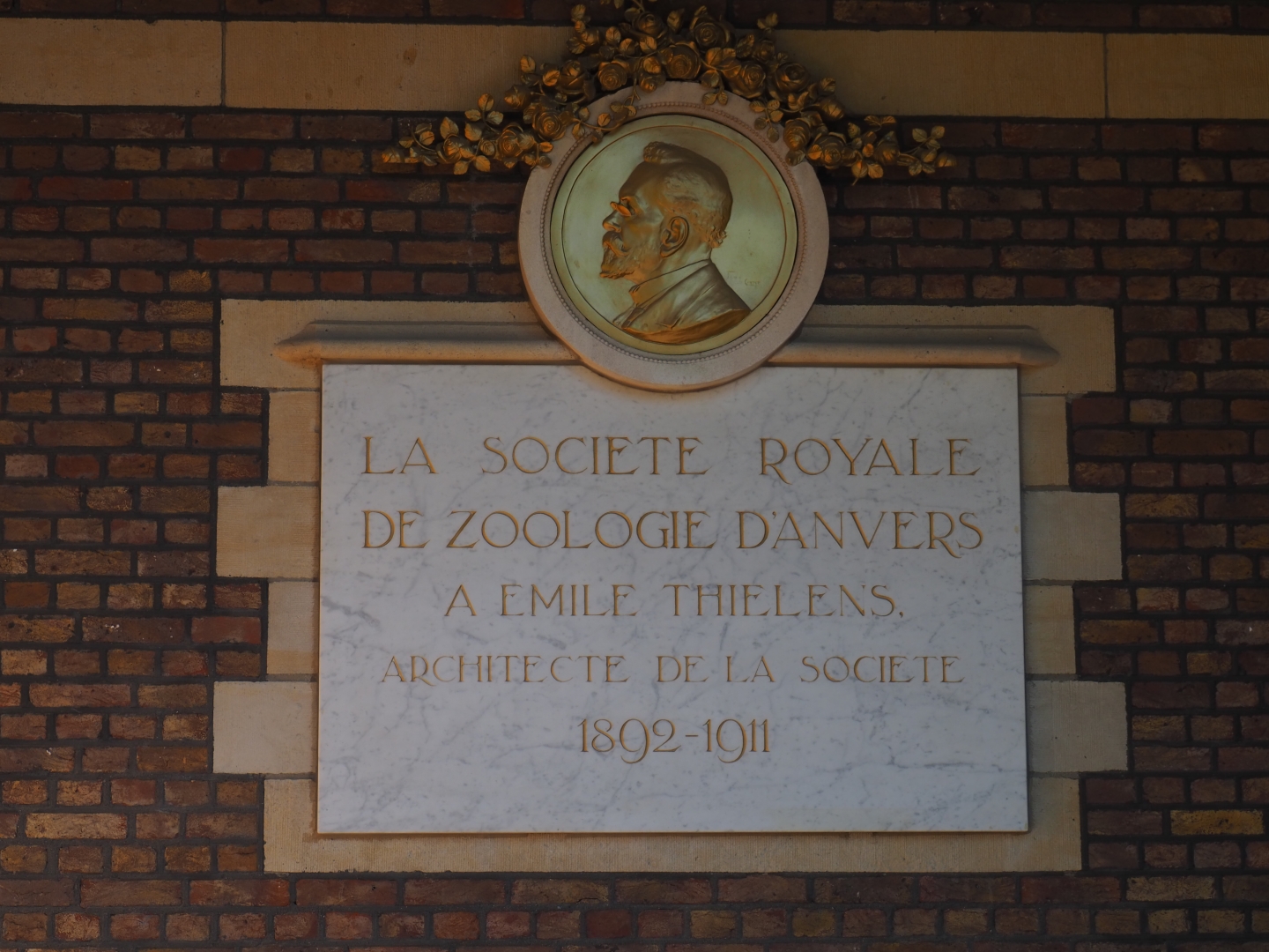 Architect Emile Thielens memorial plaque, 2019