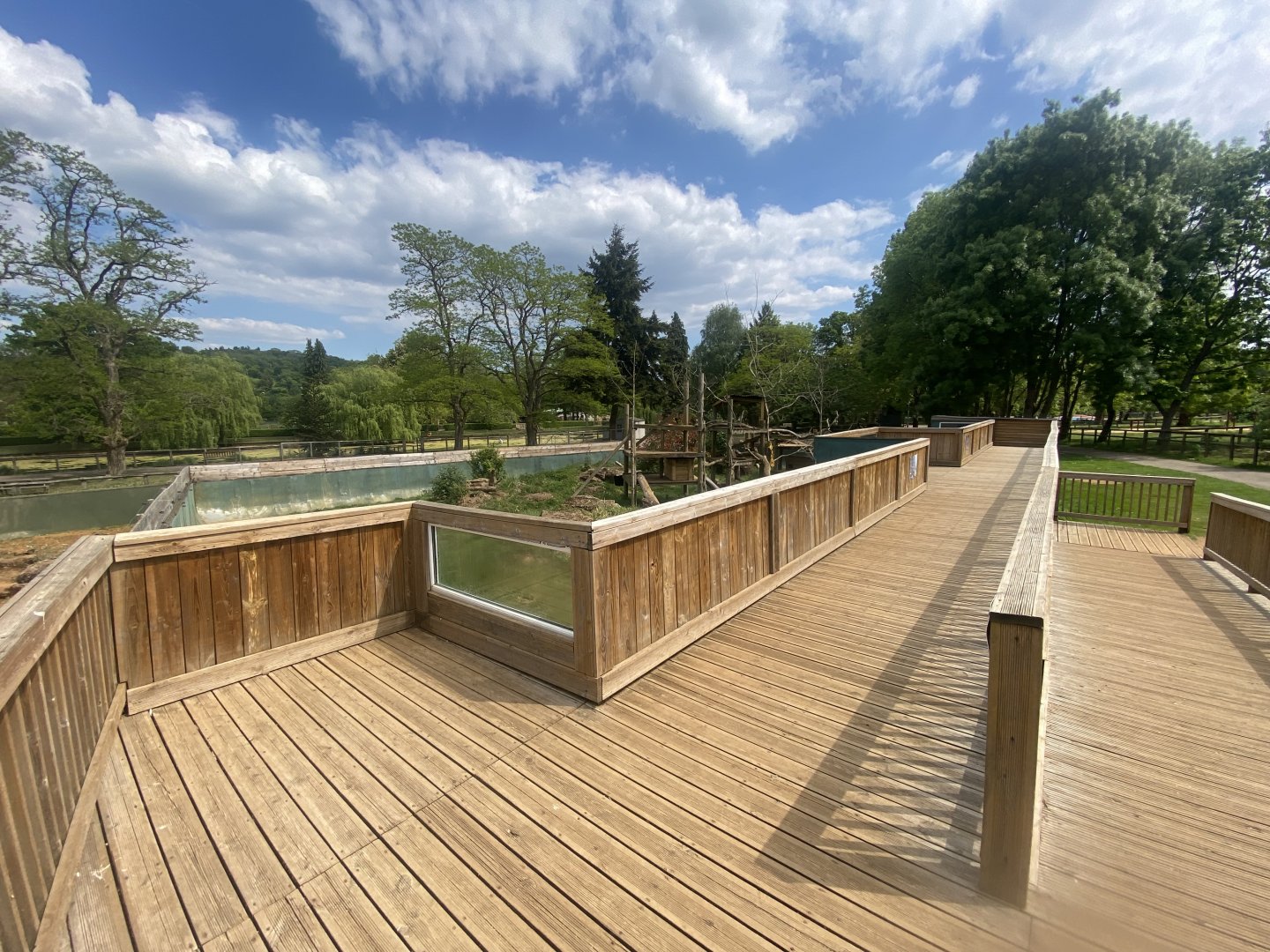 Arctic fox enclosure 090525