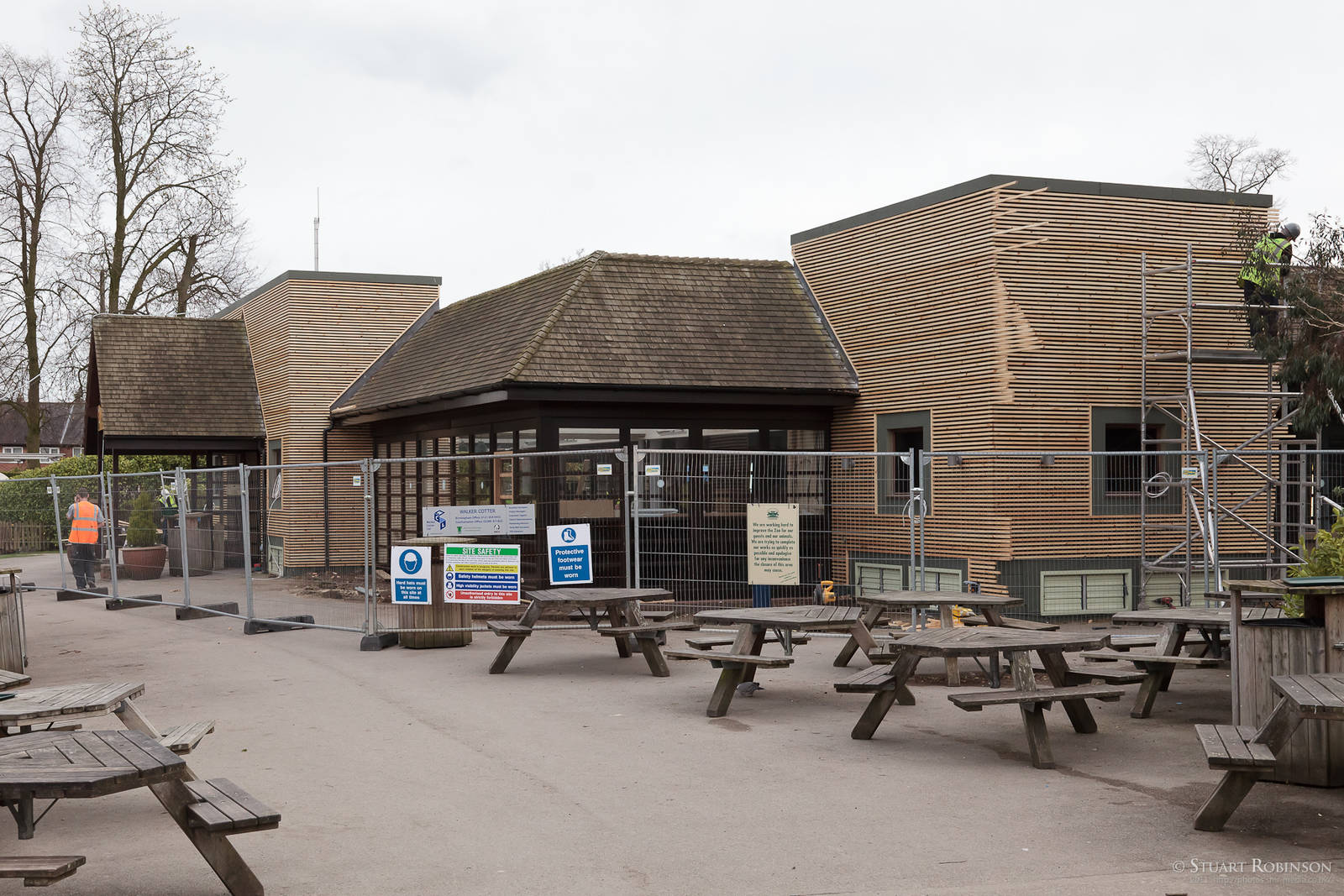 Ark Restaurant Makeover - 31/03/2011