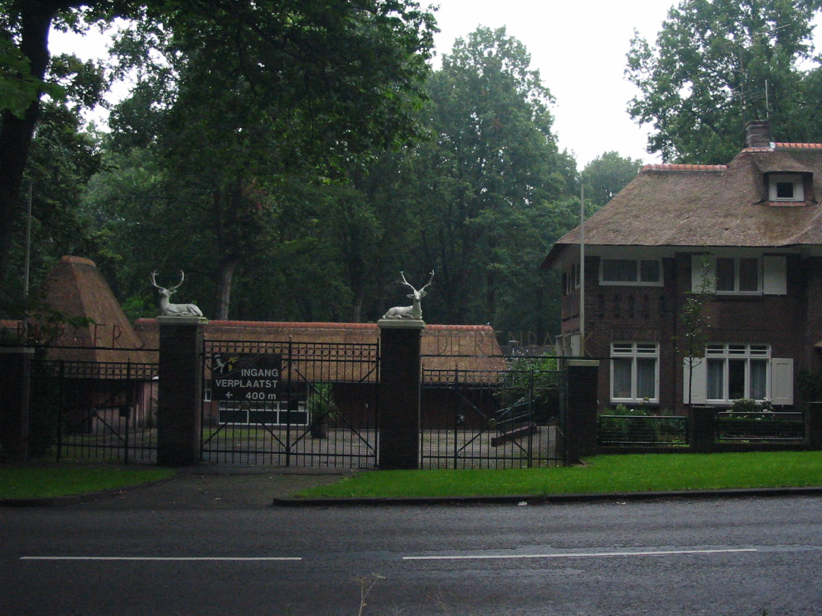 Arnhem Zoo 2004 - Old zoo entrance