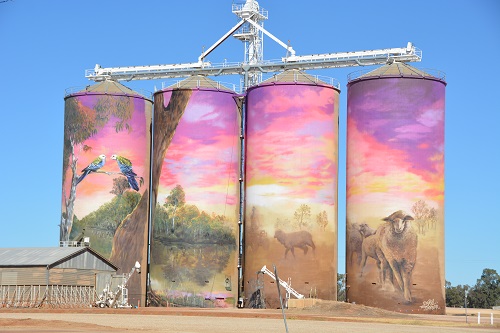 Artwork on grain silos.