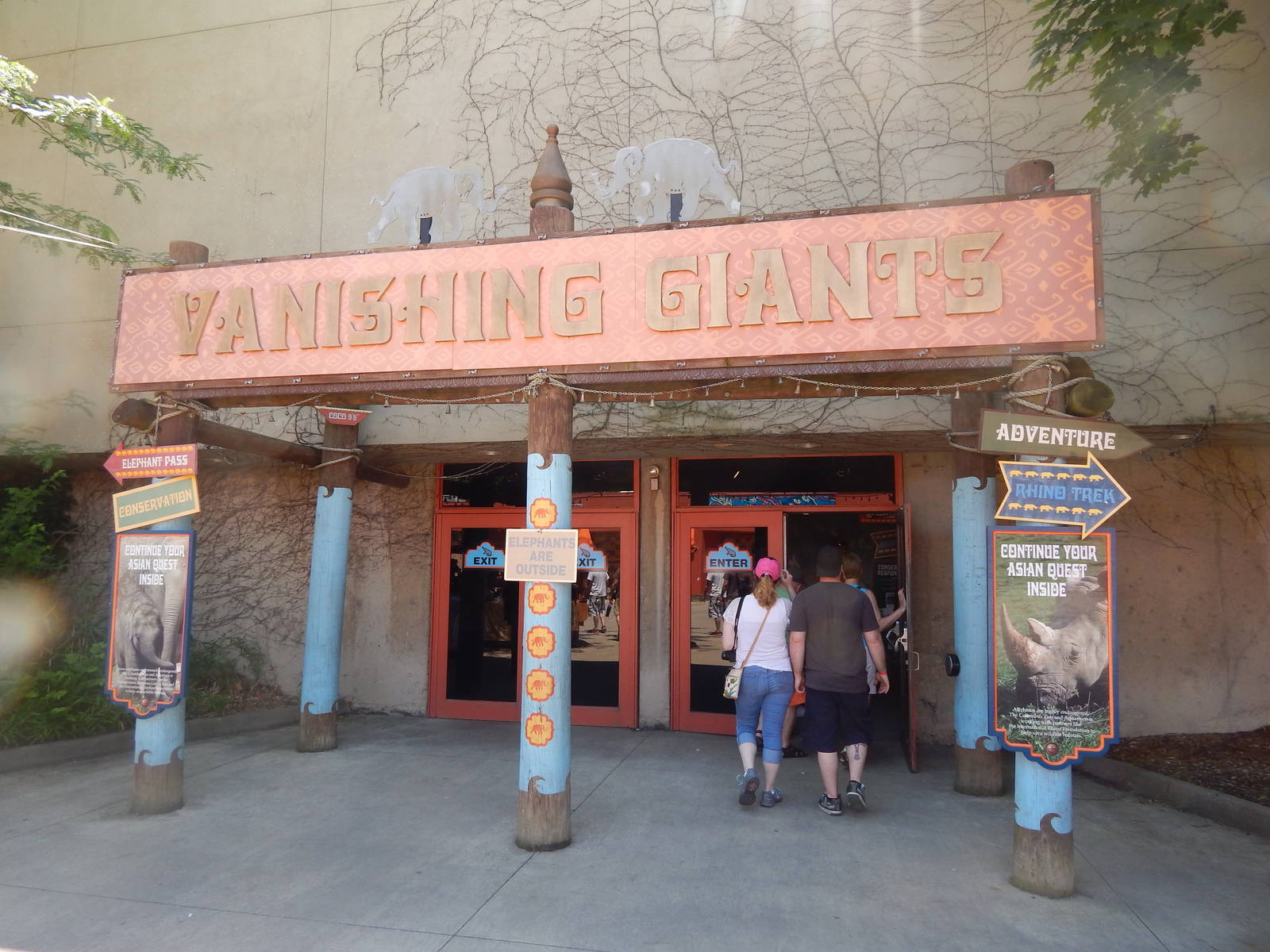 Asia Quest - Vanishing Giants - Pachyderm Indoor Viewing