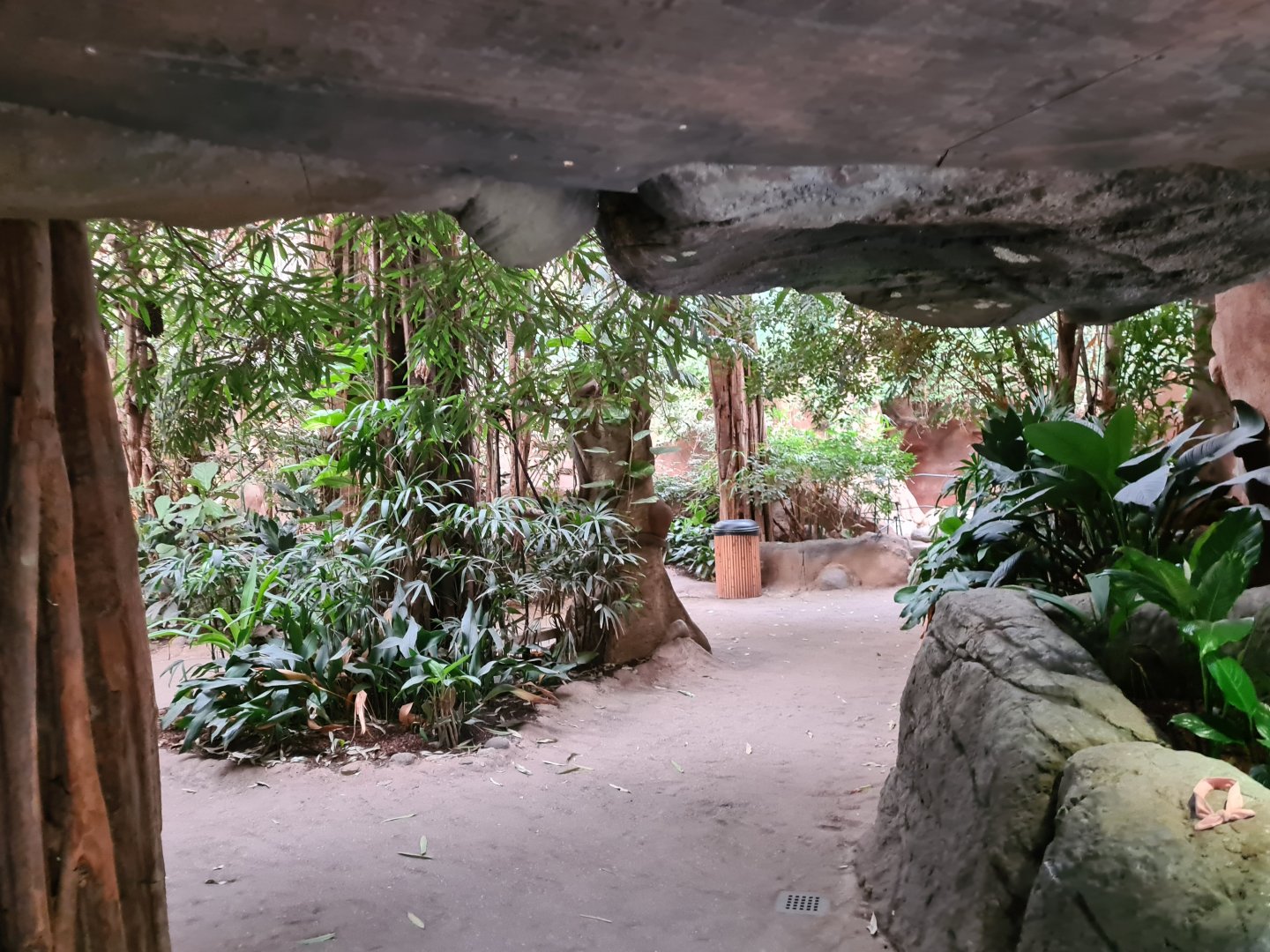 Asia - Taman Indah interior