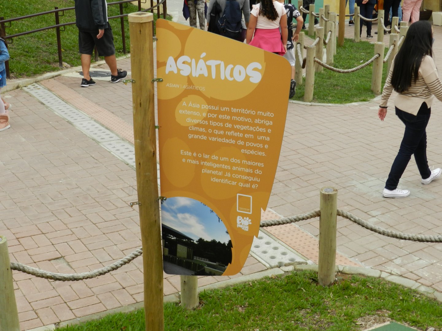 Asian area signage - BioParque do Rio