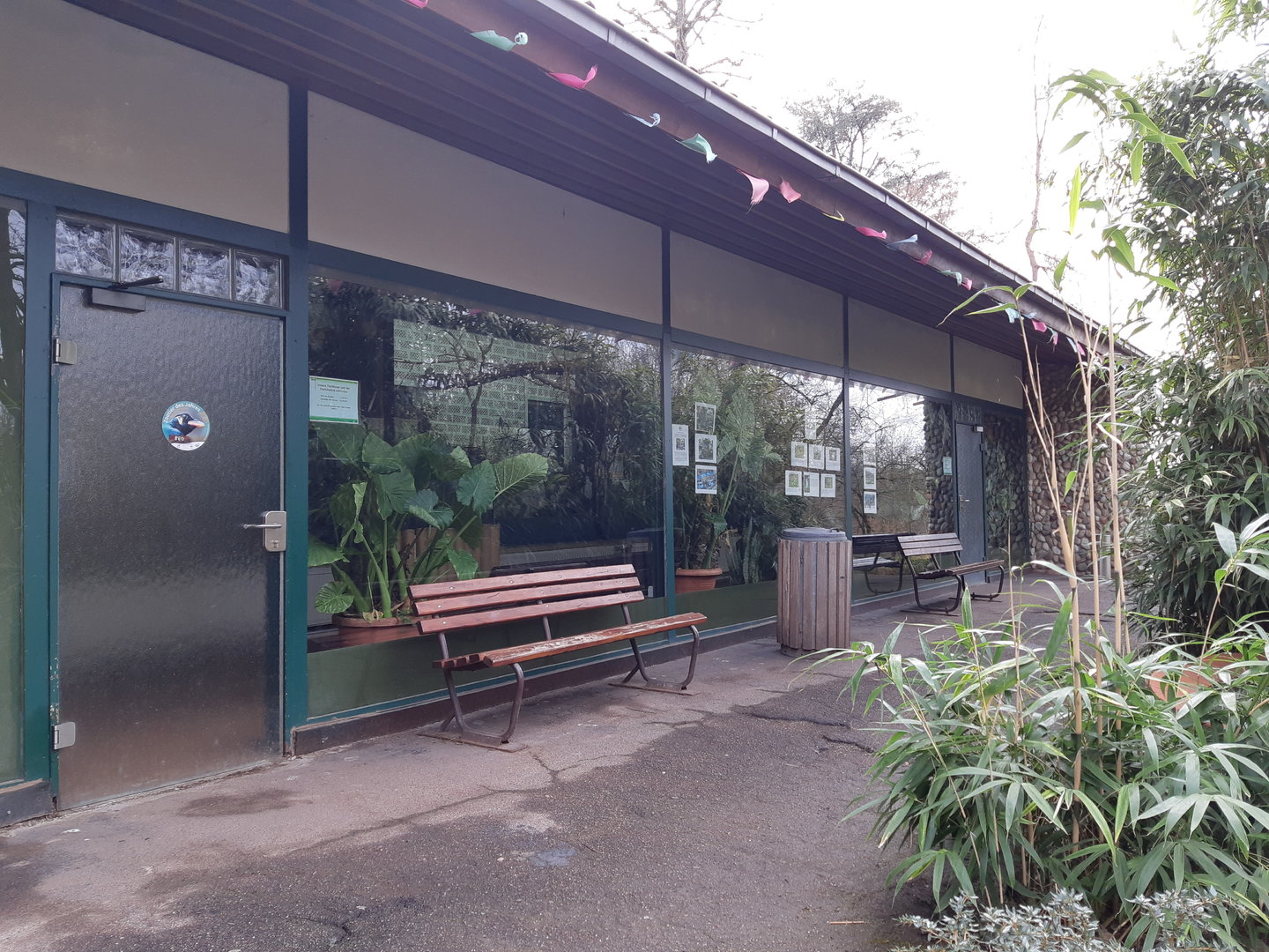 Asian bird house - Zoo Saarbrücken