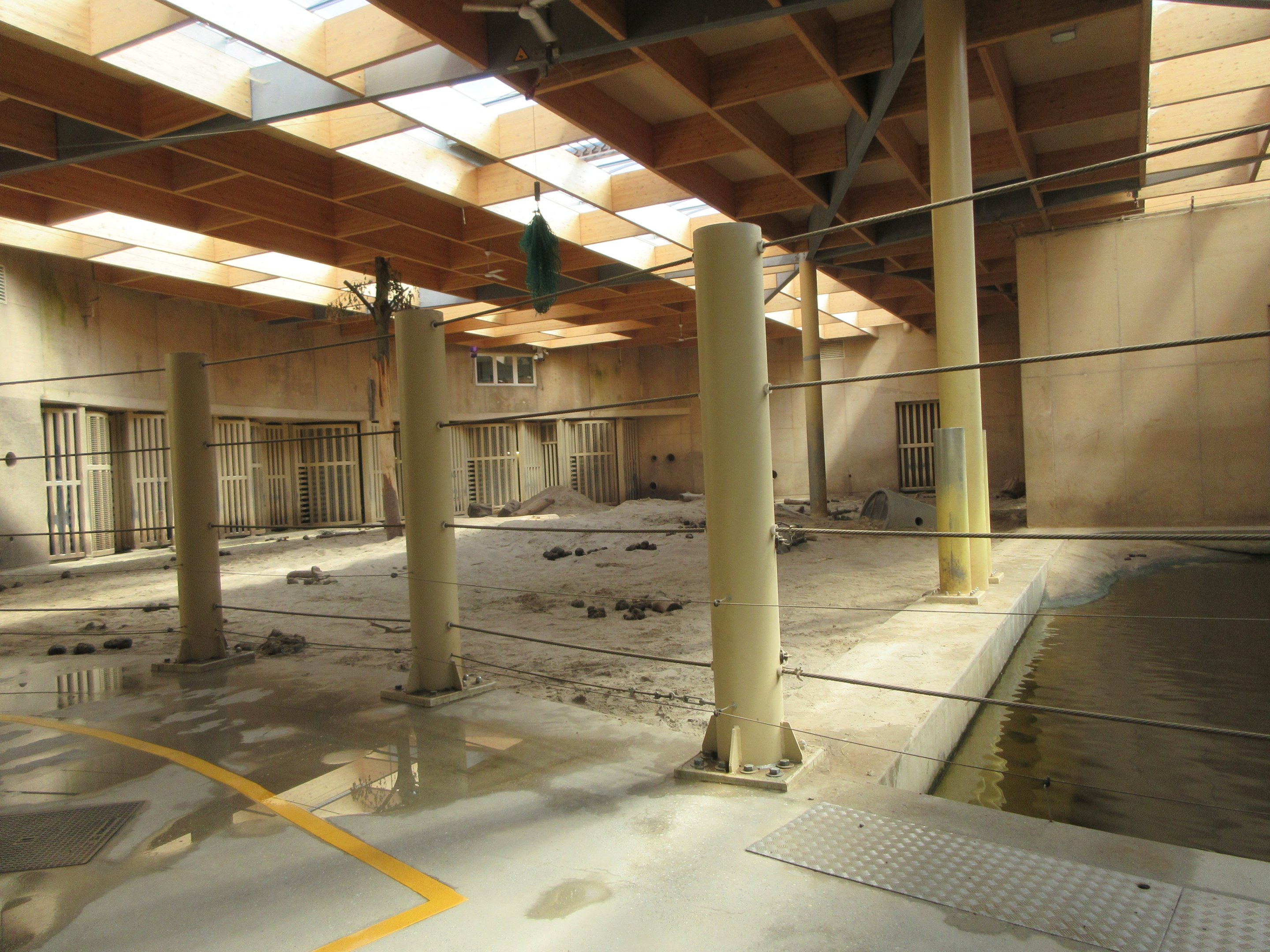 Asian Elephant Exhibit - Barn