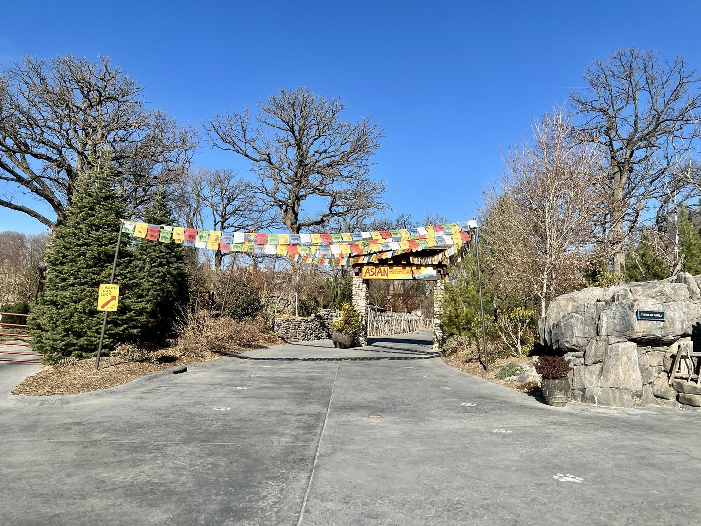 Asian Highlands Exhibit Complex
