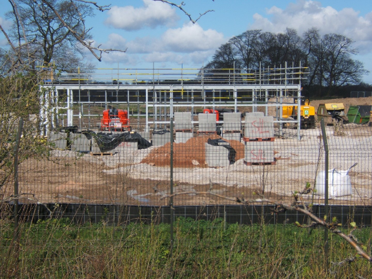 Asian Lion House and enclosure under construction 24/03/2019