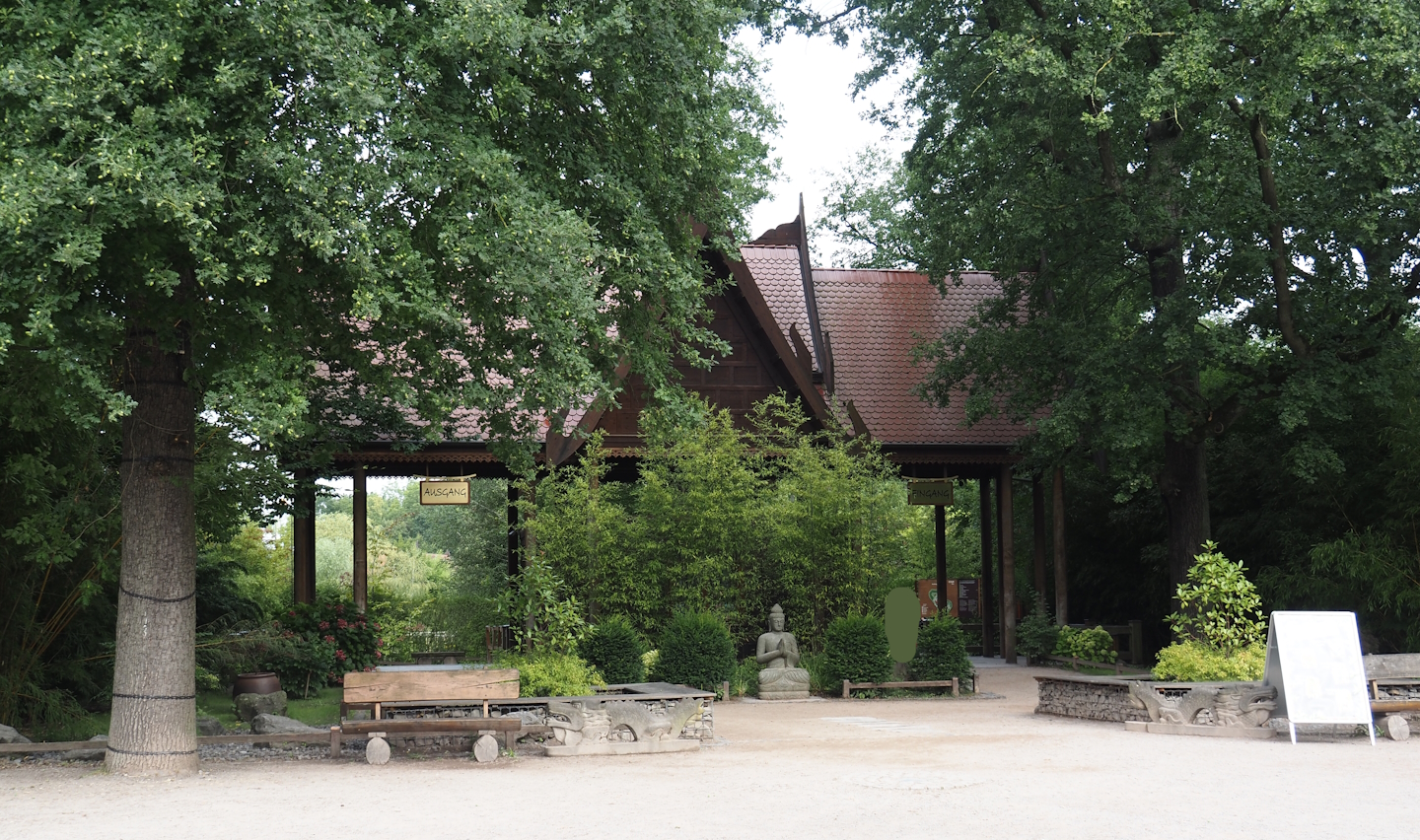 Asian section entrance and exhibit, 2024-08-05