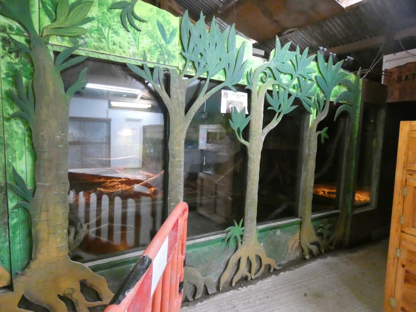 Asian Short-Clawed Otter Viewing Area